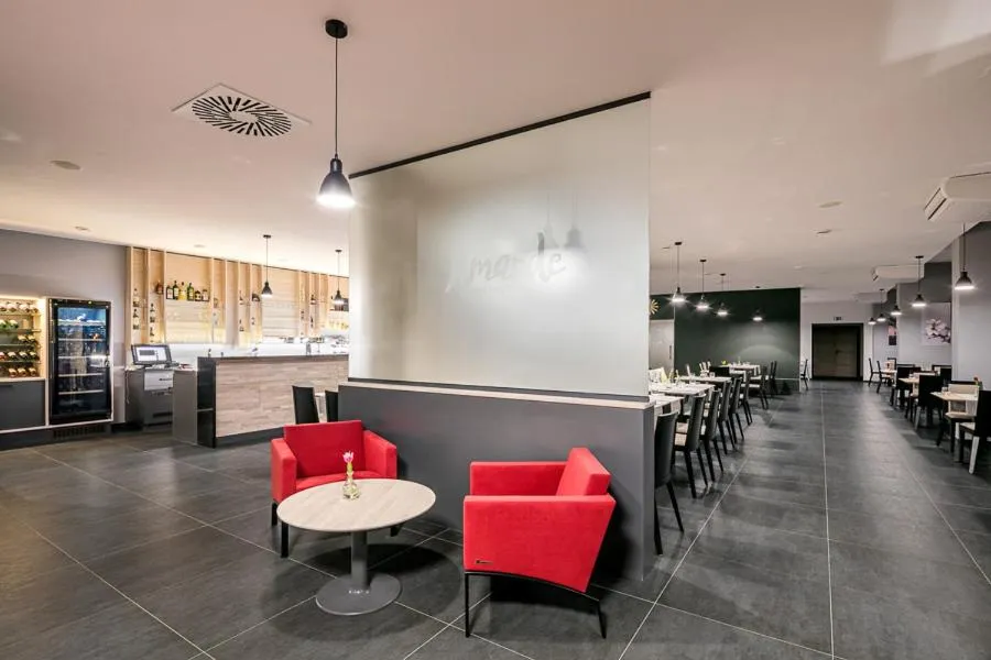 Wine Wellness Hotel Amande Hustopeče