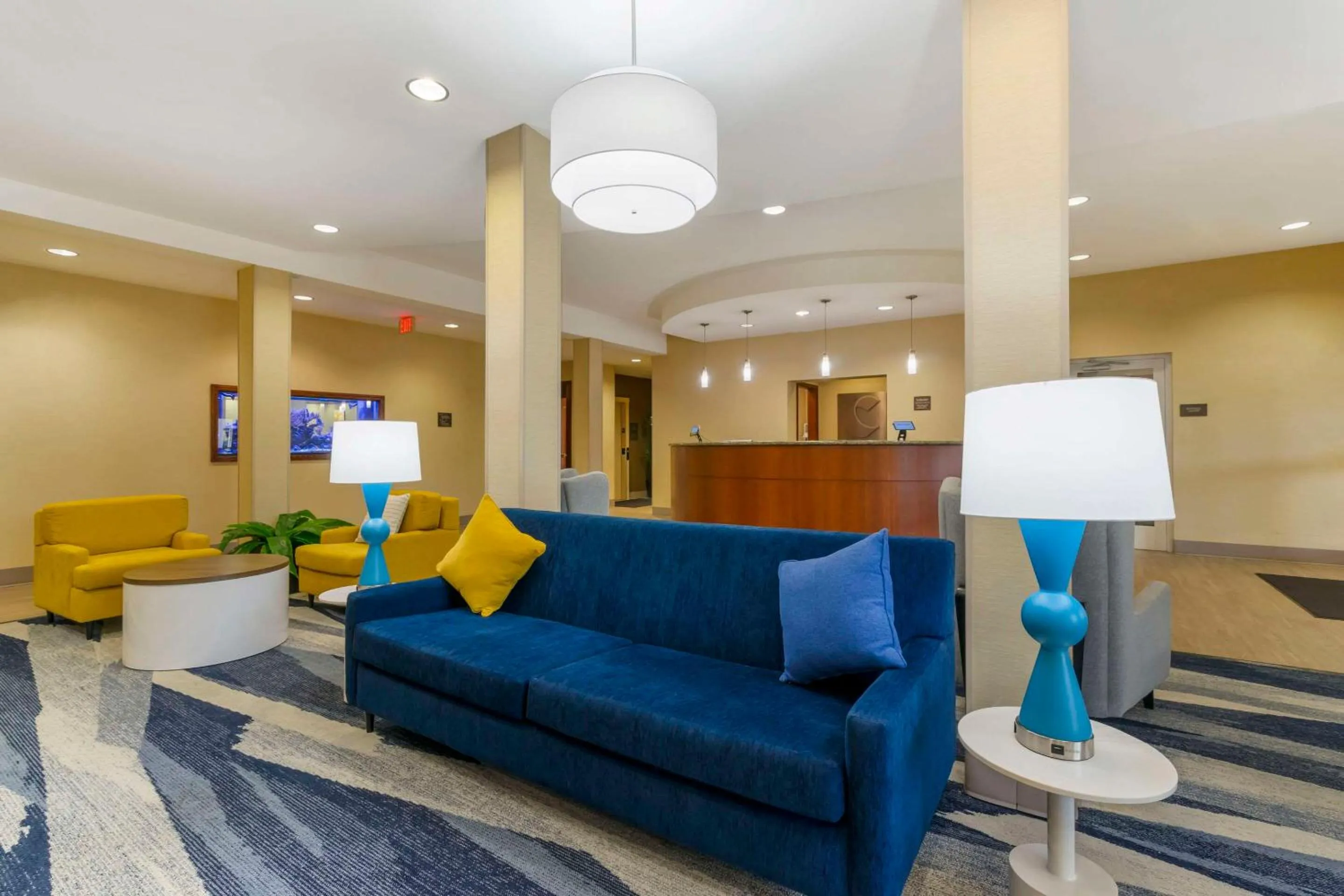 Lobby or reception in Comfort Suites Sarasota-Siesta Key