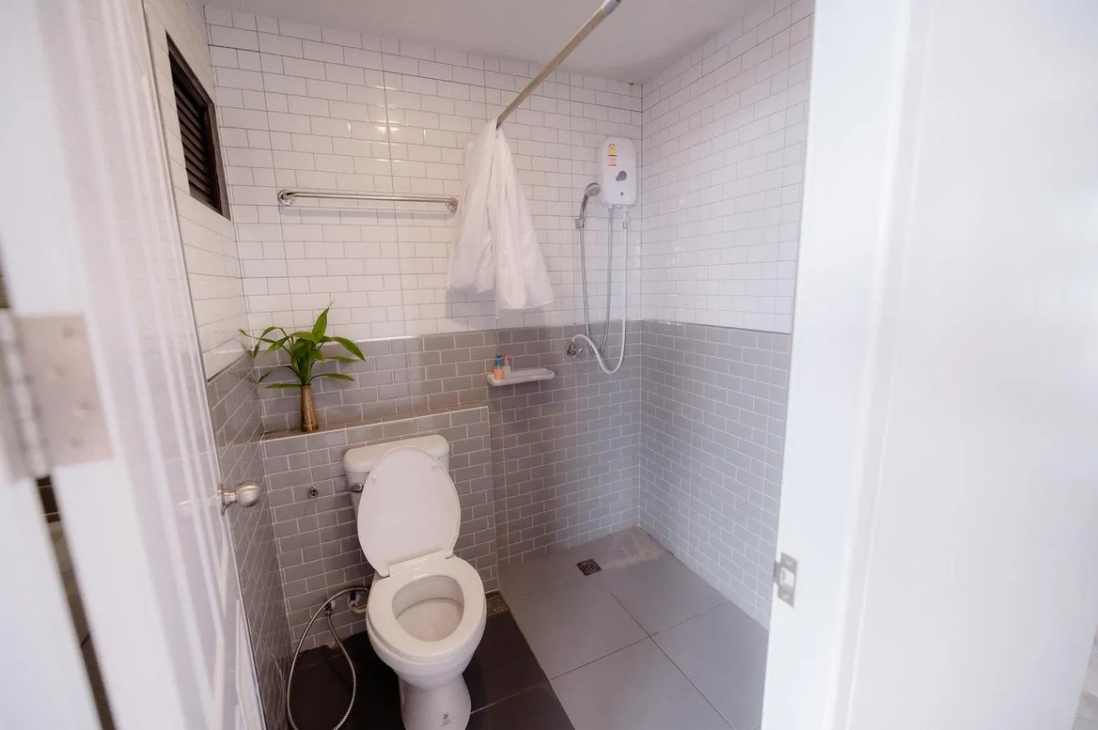 Coconut Grove Hotel Samui