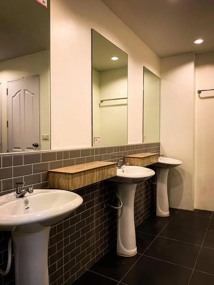 Coconut Grove Hotel Samui