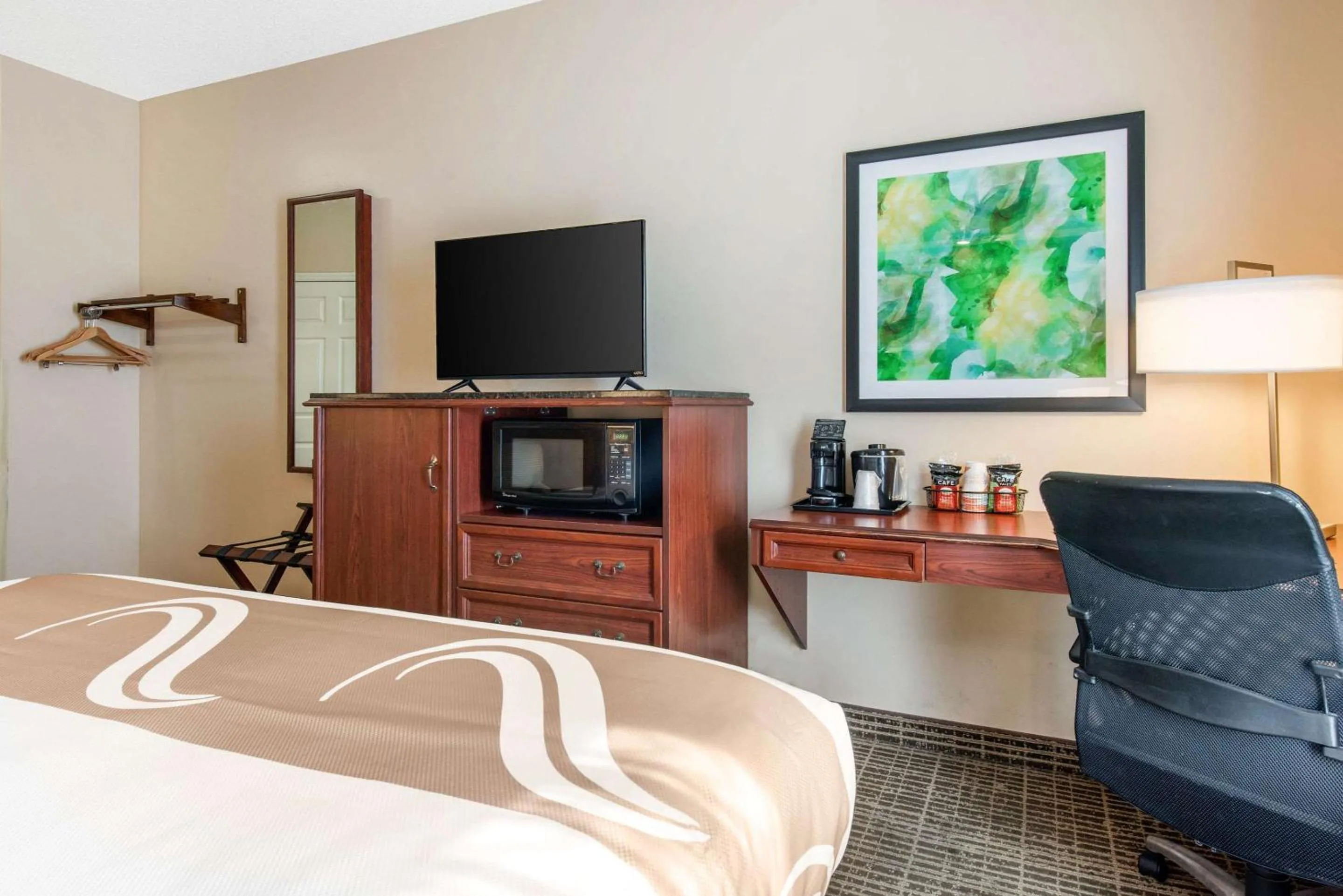 Bedroom, Bed in Quality Inn Palm Bay - Melbourne I-95