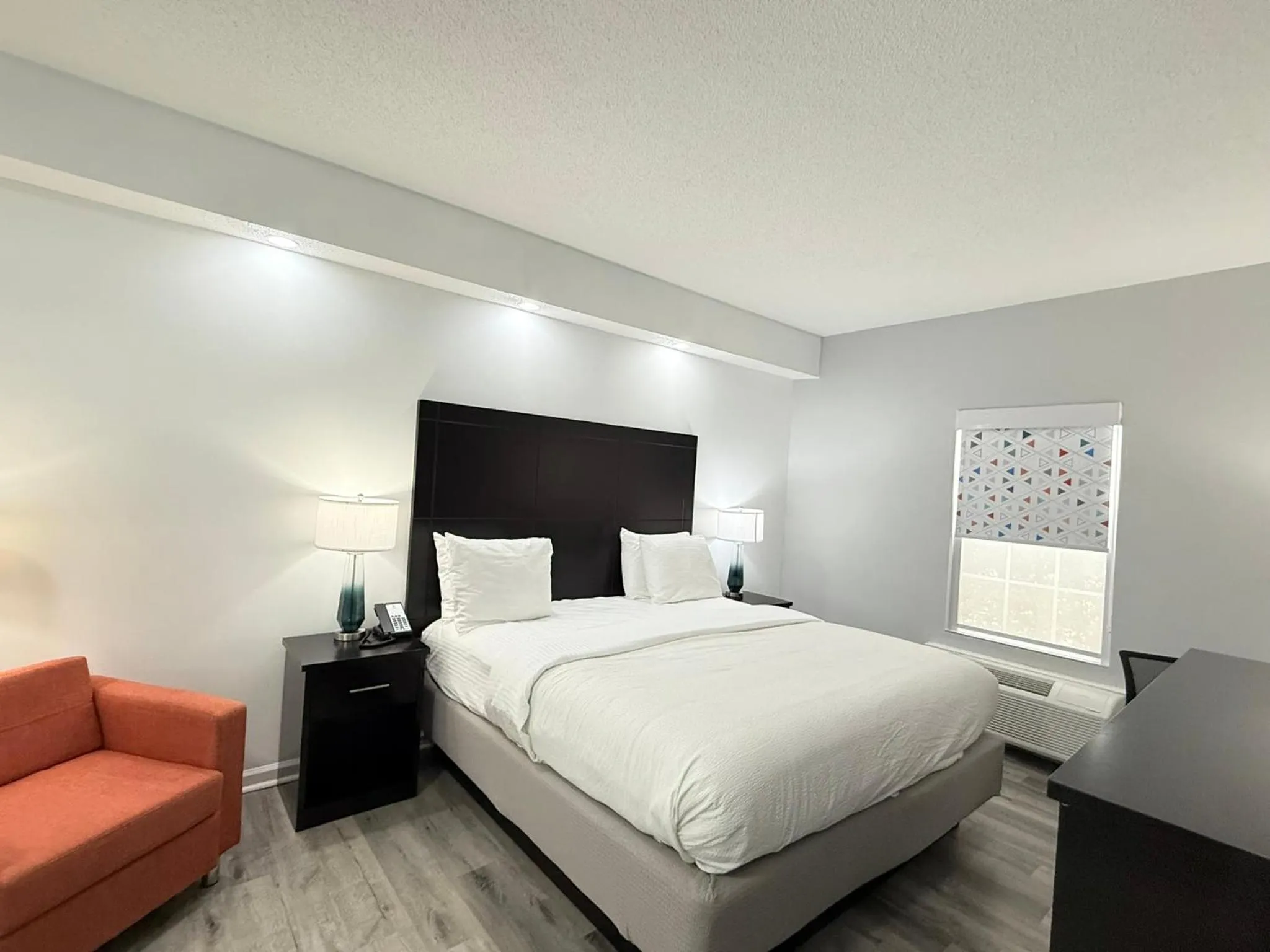 Bedroom in Best Western of Crestview