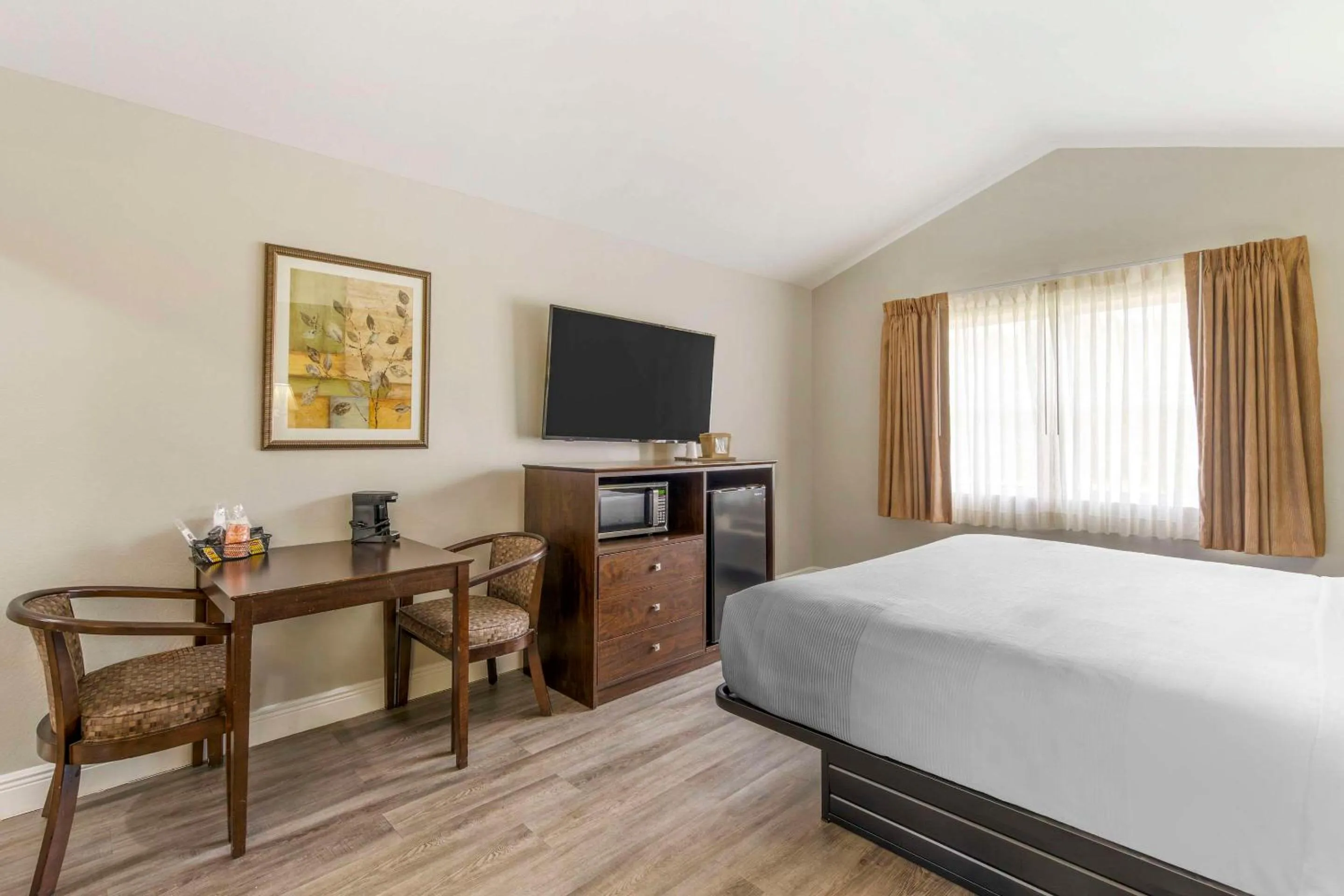 Bedroom, Bed in Quality Inn Conference Center at Citrus Hills