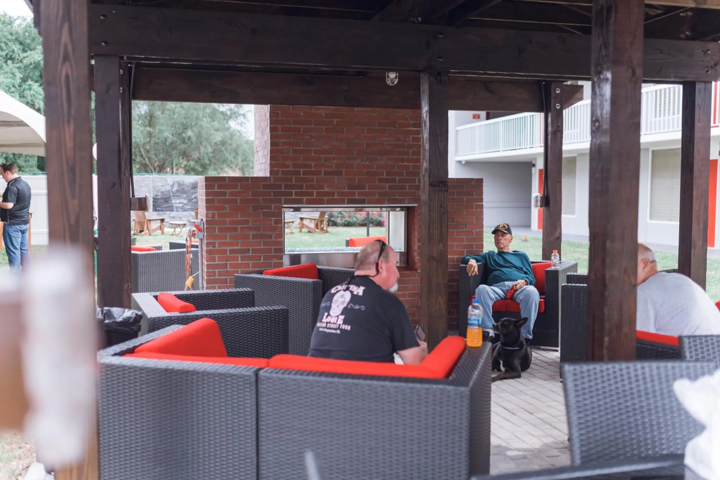 Entertainment in Equus Inn I75