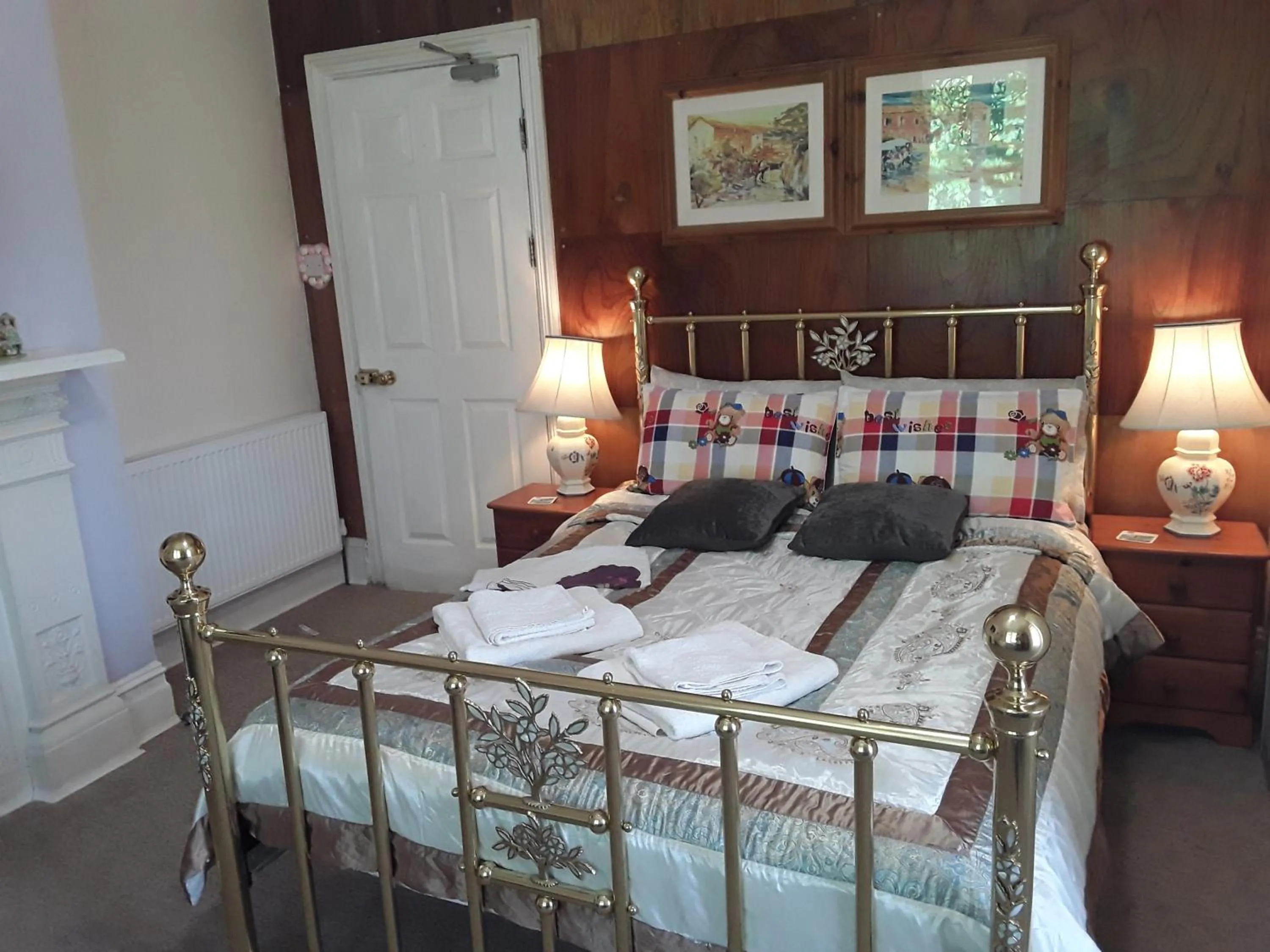 Bedroom, Bed in Lincoln House