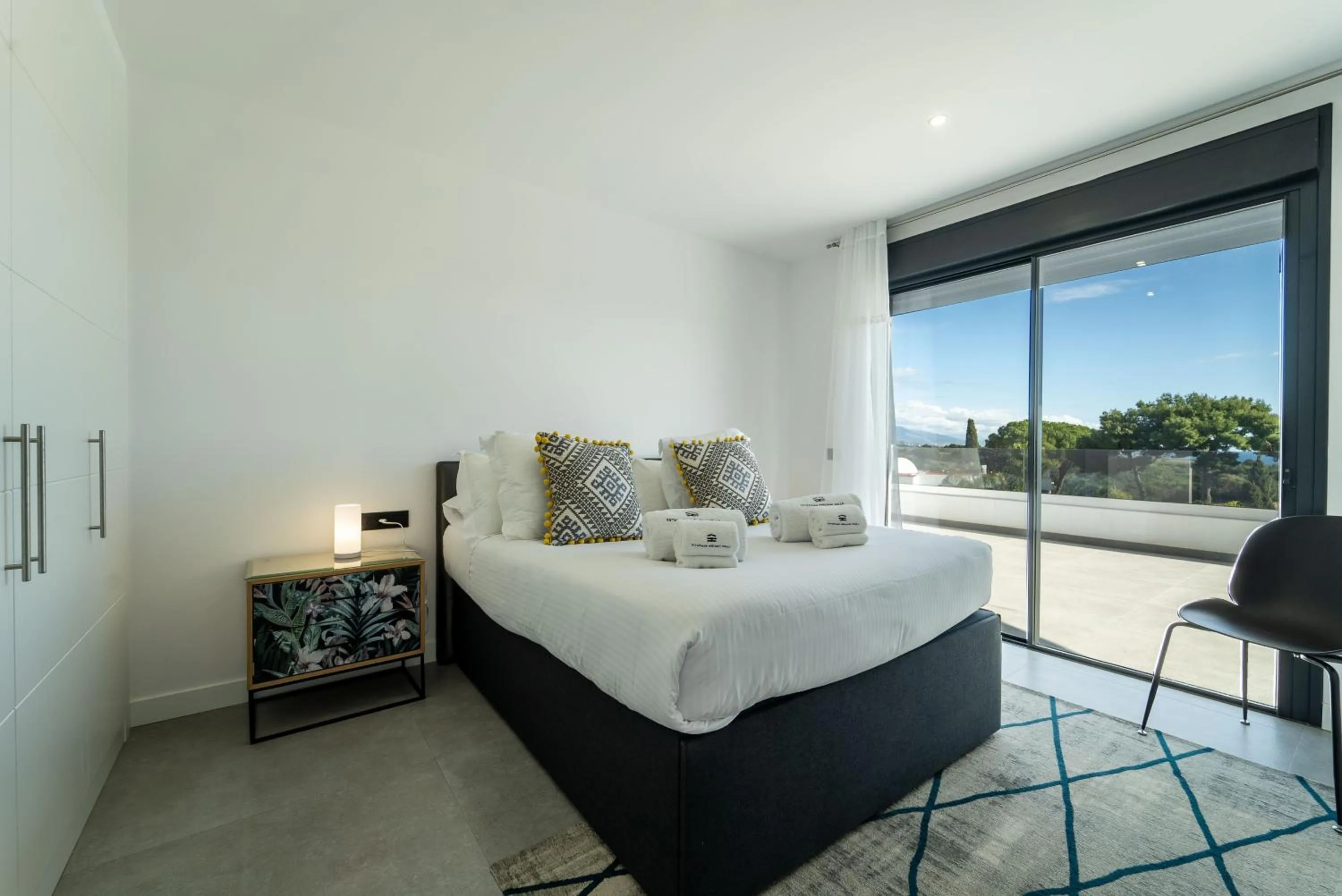 Bed in Estepona Holiday Hills