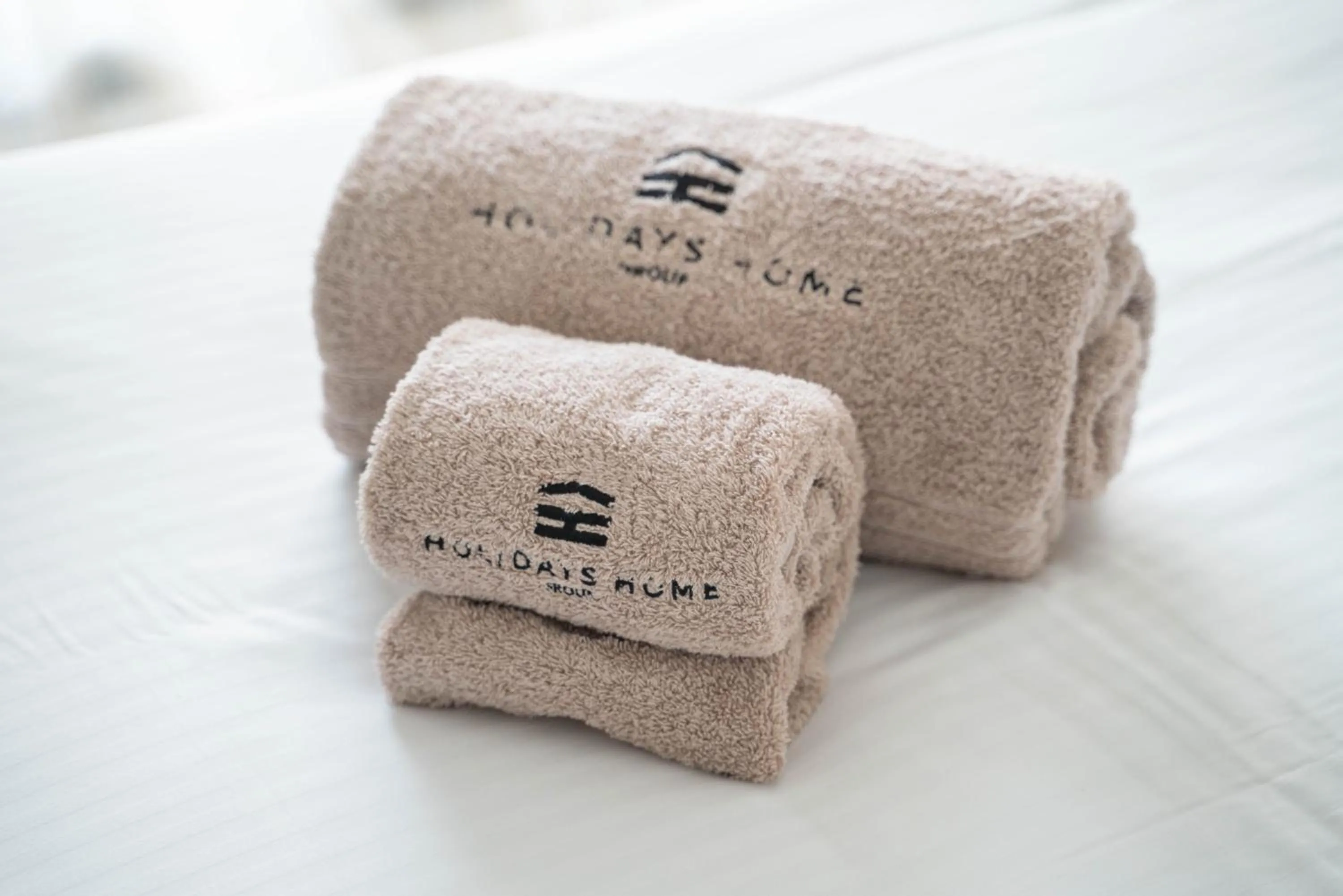 Property logo or sign in Estepona Holiday Hills