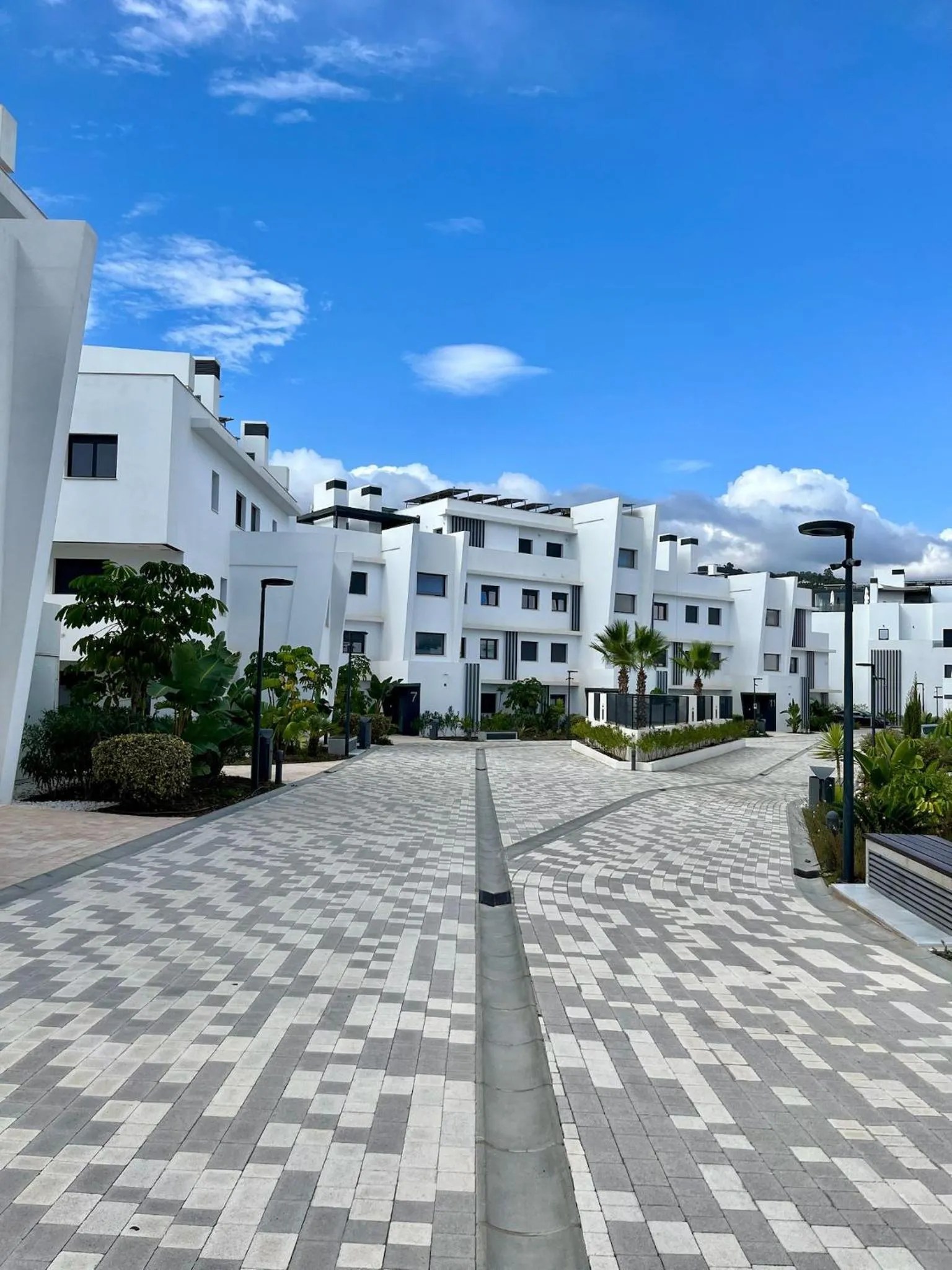 Property building in Estepona Holiday Hills