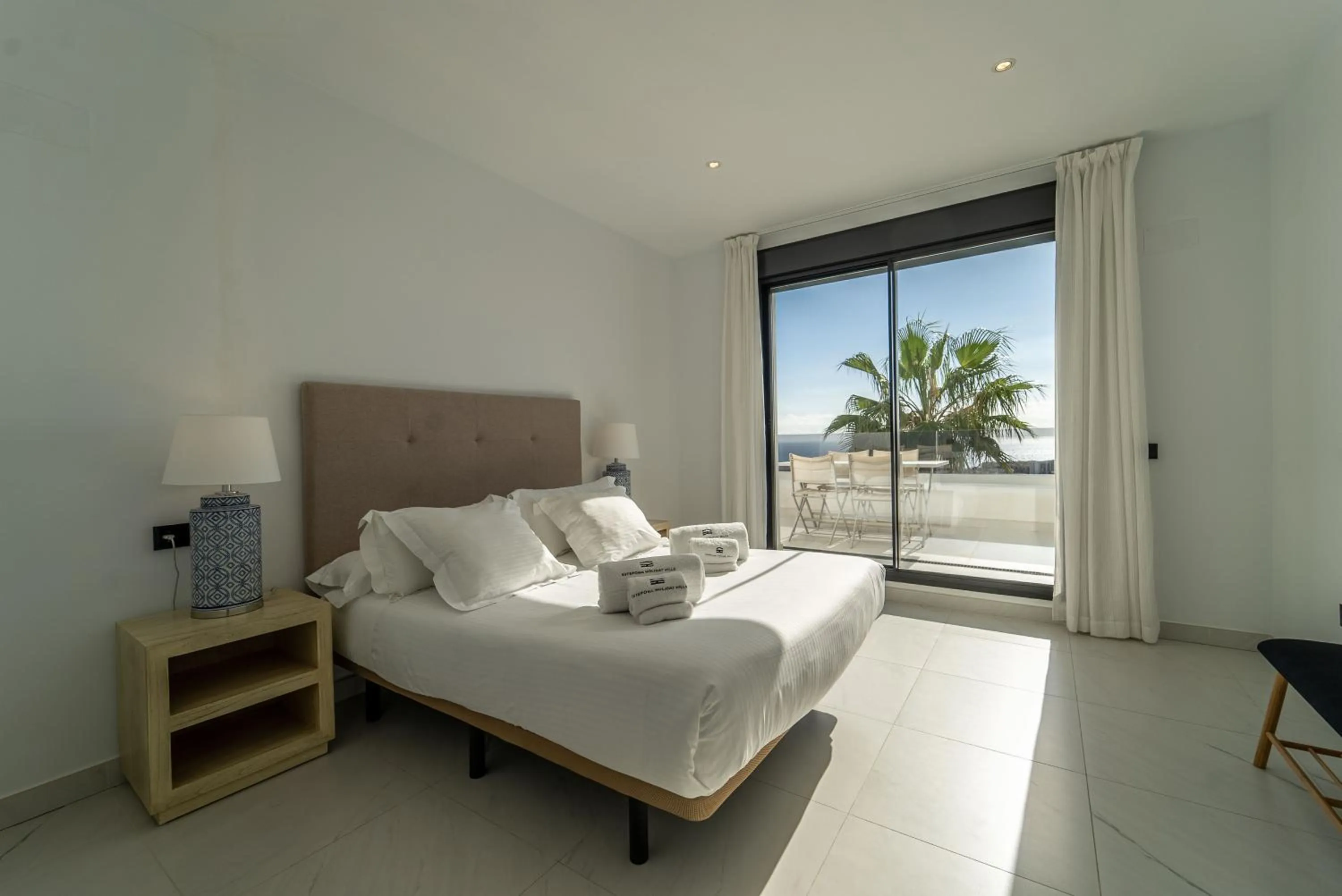 Bed in Estepona Holiday Hills