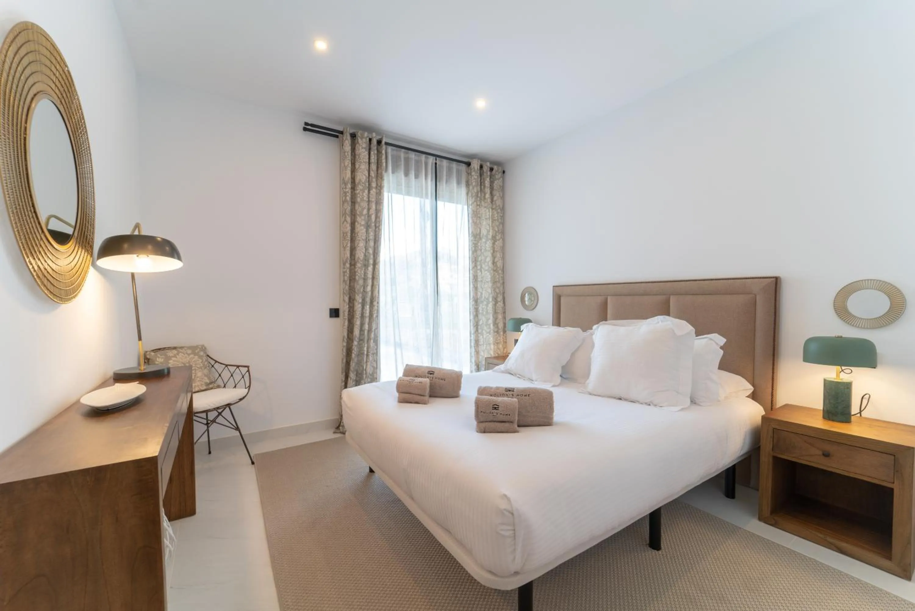 Bed in Estepona Holiday Hills