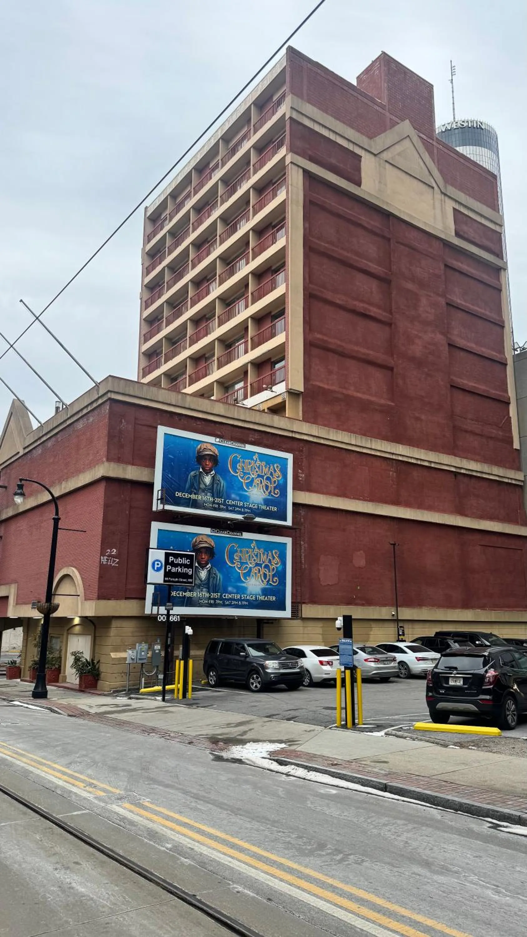 Property building in Barclay Hotel Atlanta Downtown