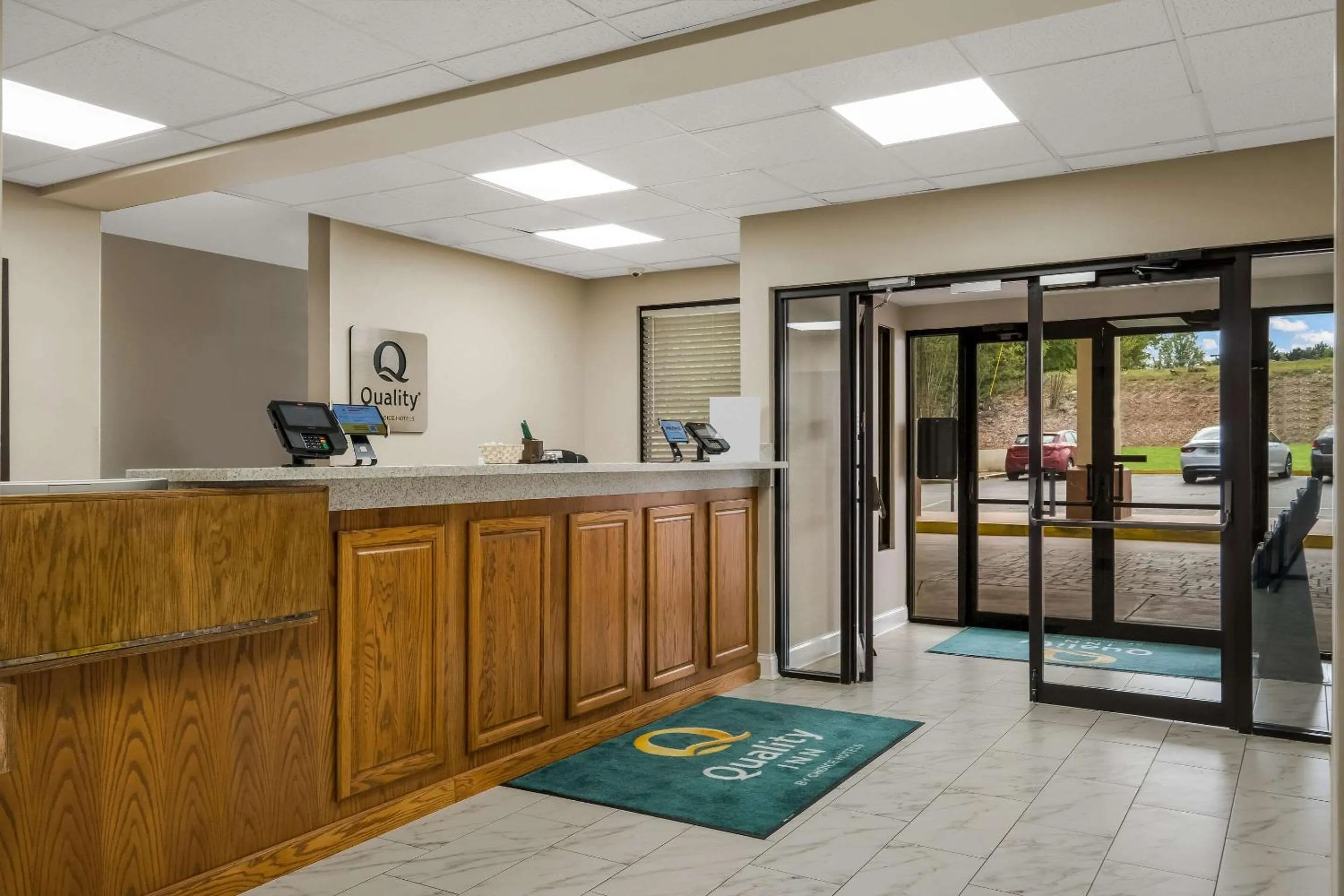Lobby or reception in Quality Inn Jefferson at I-85