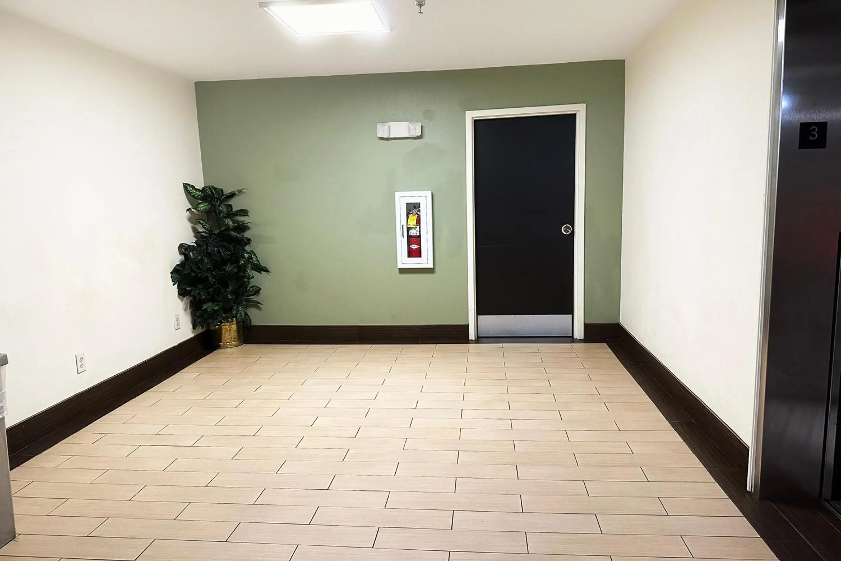 Lobby or reception in OYO Hotel Rome West GA