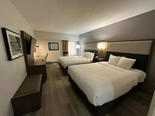 Photo of the whole room, Bed in Comfort Inn Conyers