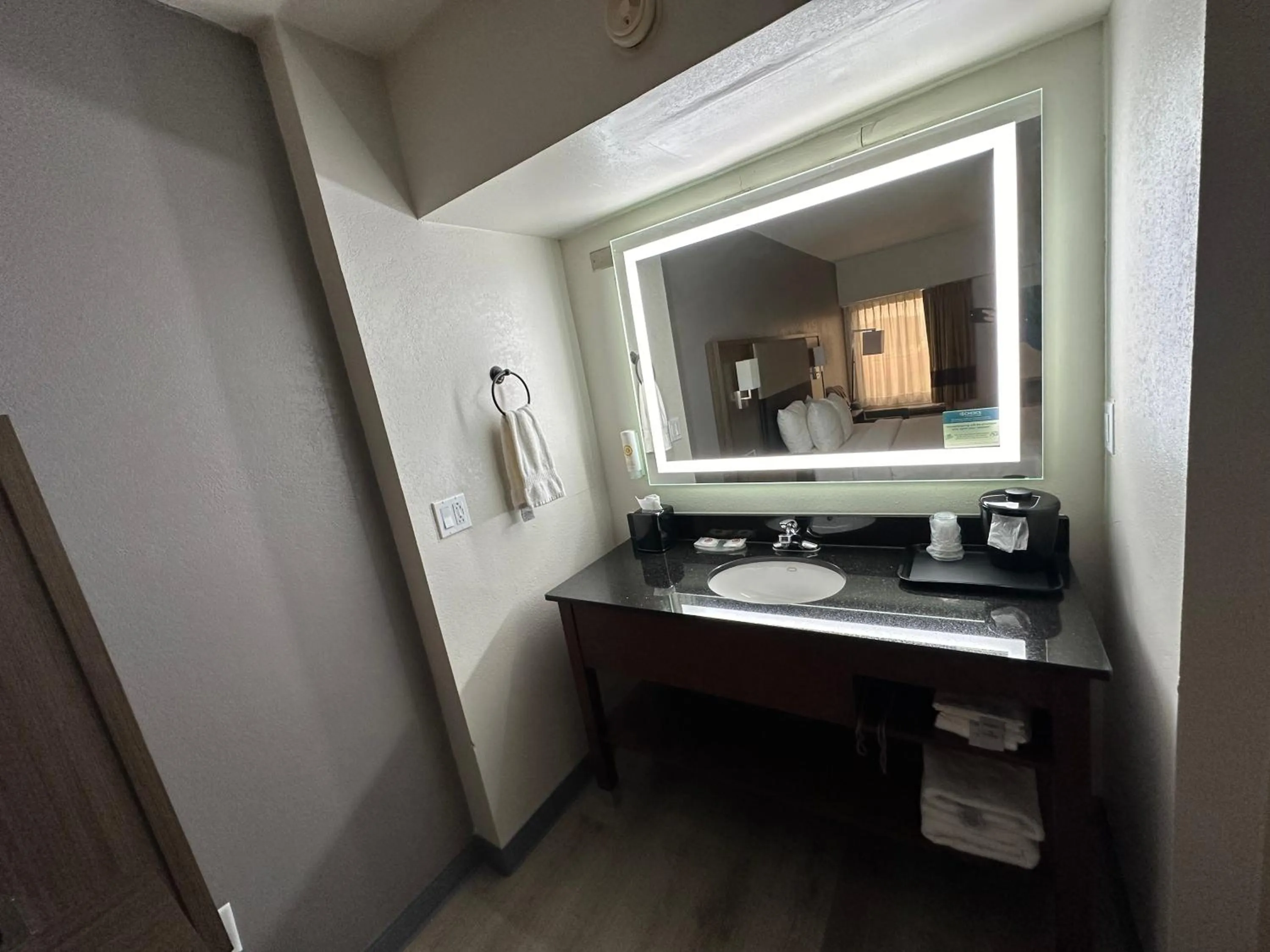 Bathroom in Comfort Inn Conyers