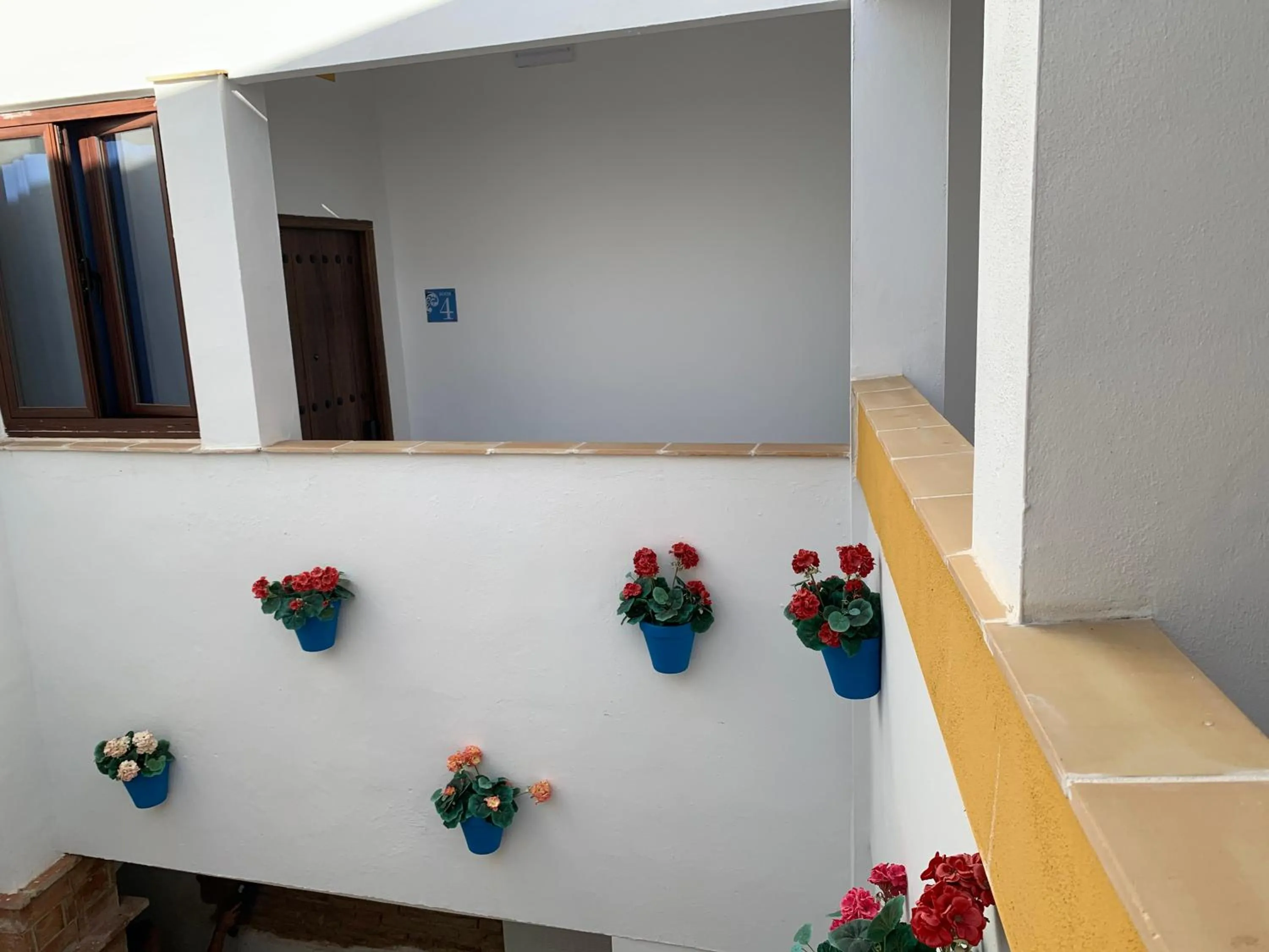 Area and facilities in Belmonte Rooms