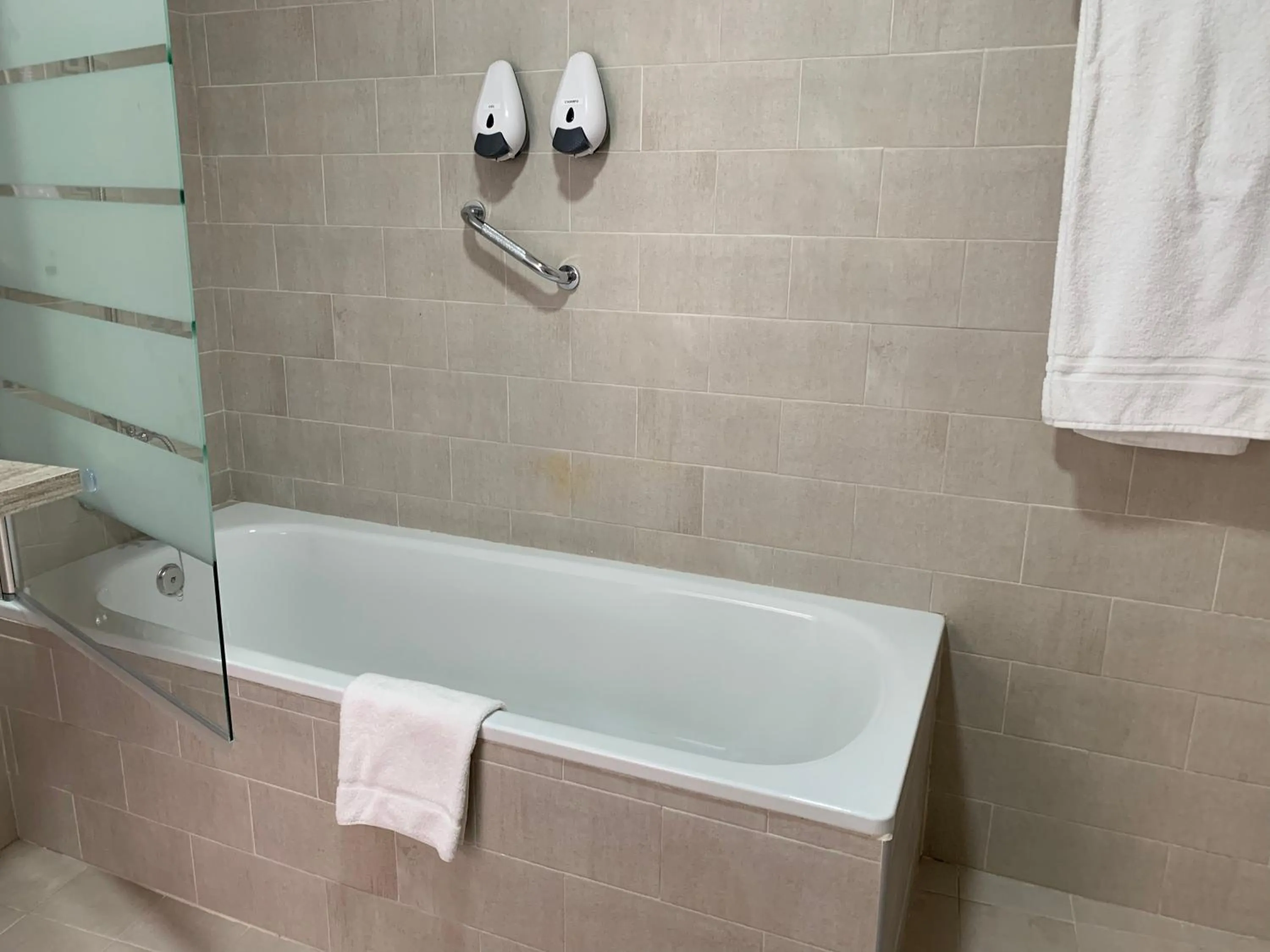 Bathroom in Belmonte Rooms