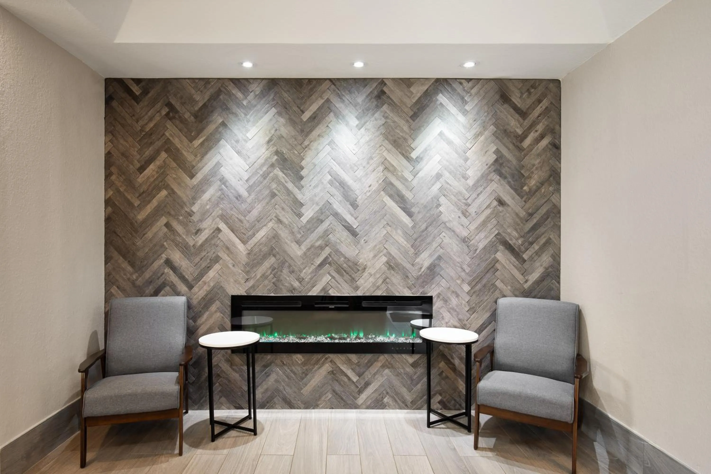 Living room in Days Inn by Wyndham Helen