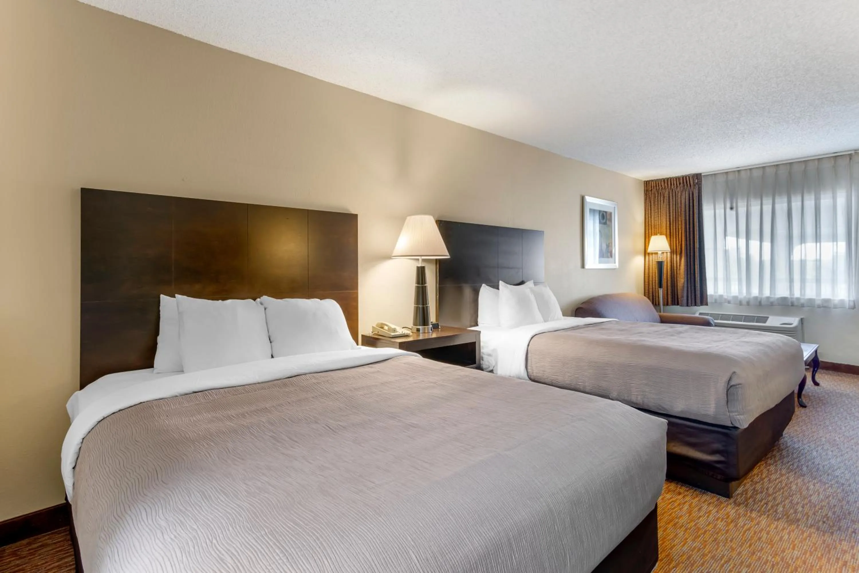 Bed in Quality Inn Cordele