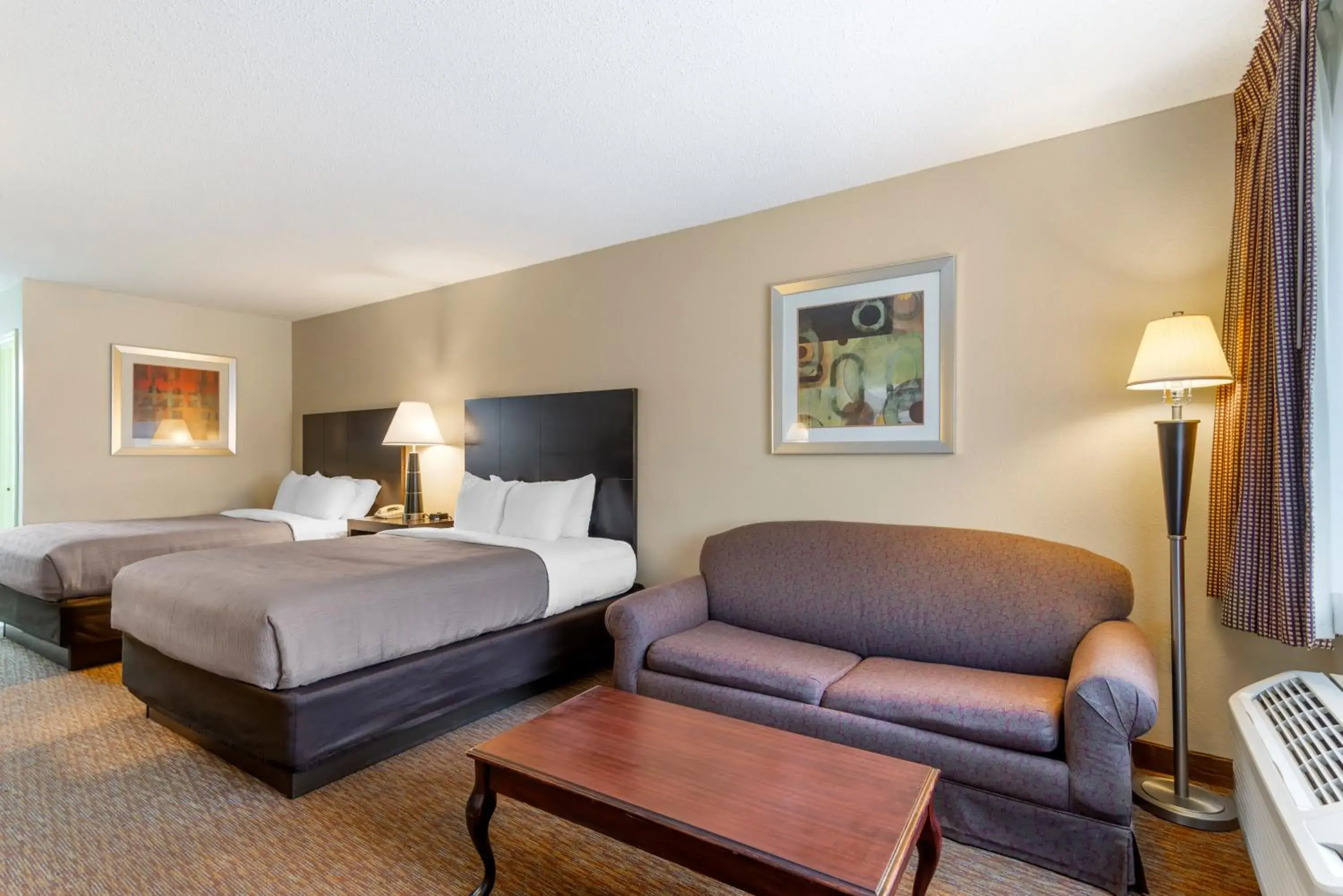 Queen Room with Two Queen Beds - Non-Smoking in Quality Inn Cordele Queen Room with Two Queen Beds - Non-Smoking in Quality Inn Cordele