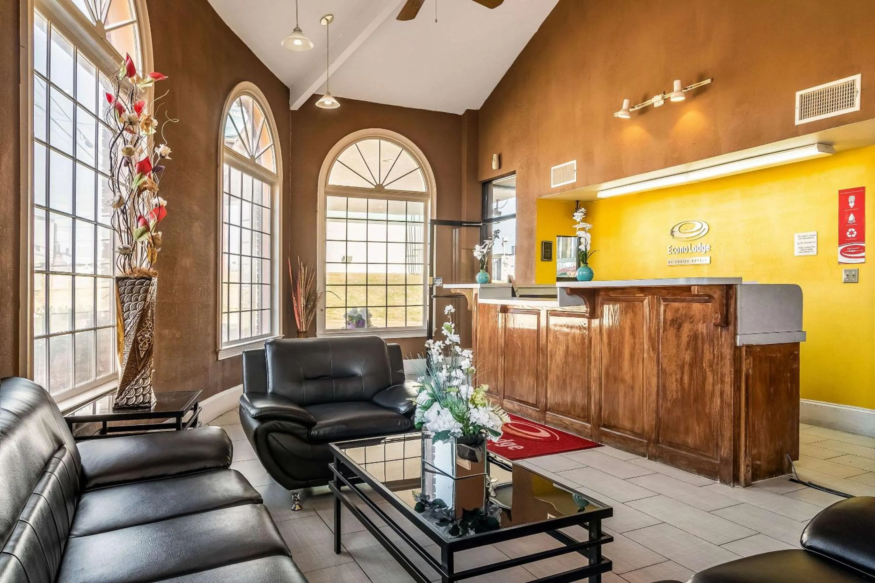 Lobby or reception in Econo Lodge Acworth East