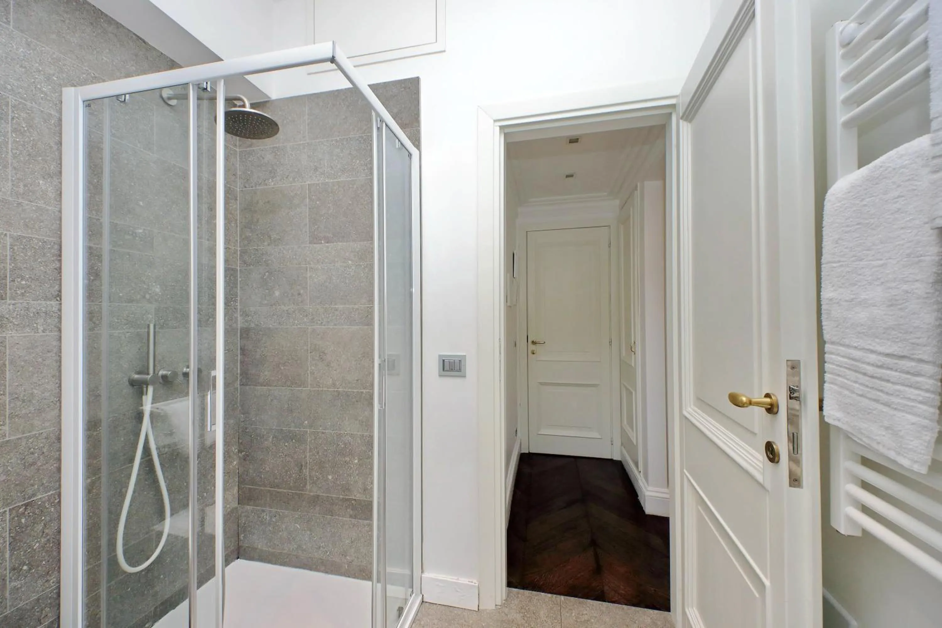 Shower in Youroom Carrozze