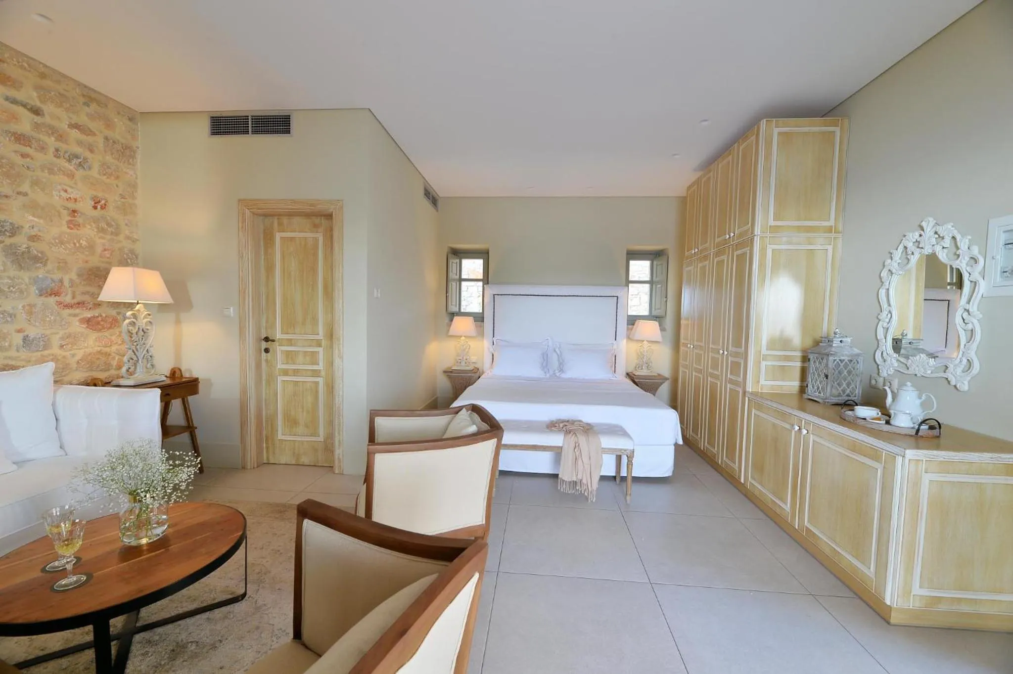 Photo of the whole room, Bed in Akrolithi Boutique Hotel & Suites