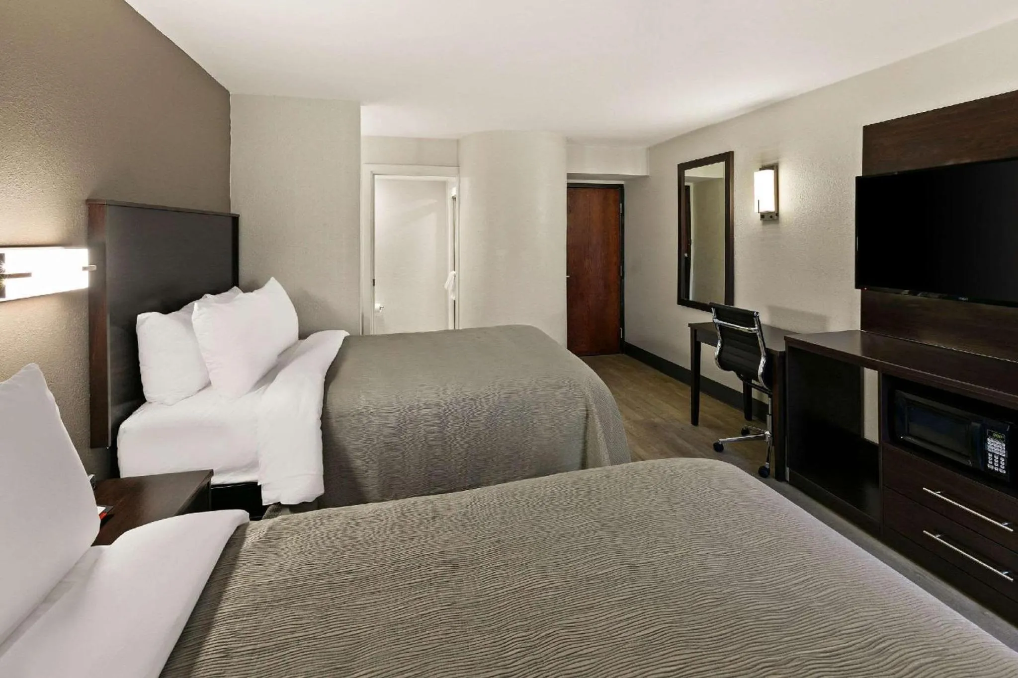 Bedroom, Bed in Quality Inn