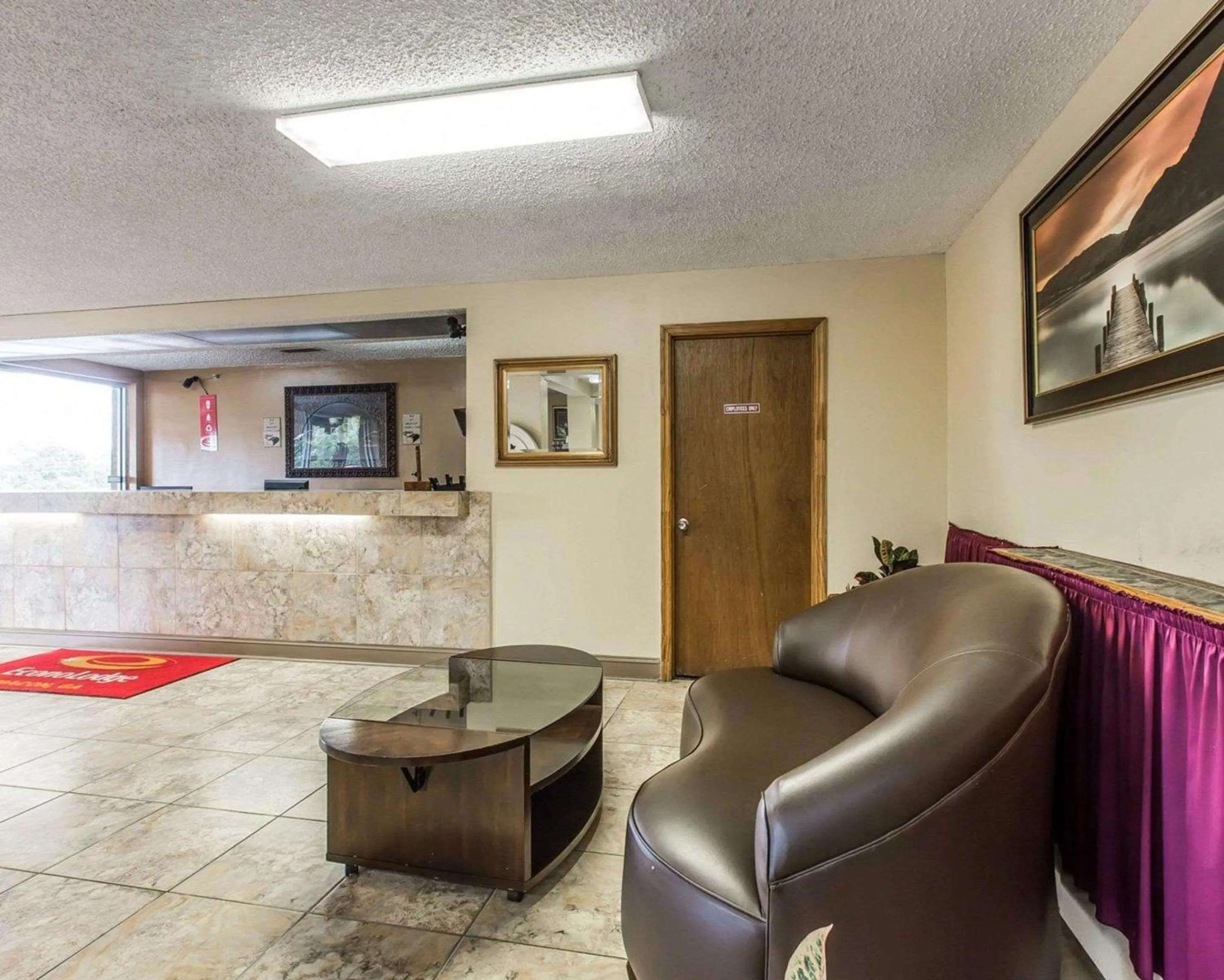 Lobby or reception, Lobby/Reception in Econo Lodge Macon