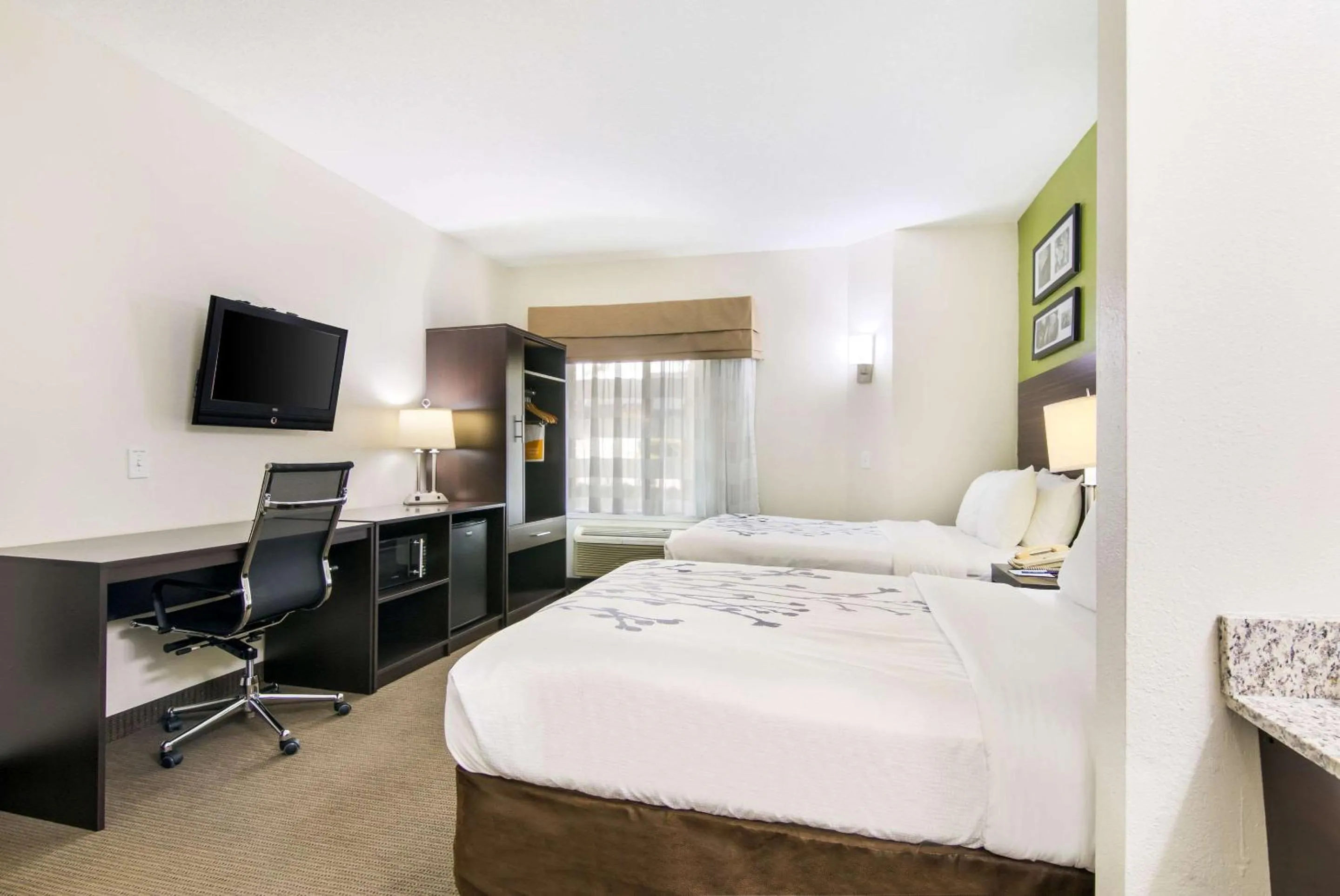 Photo of the whole room, Bed in Sleep Inn Peachtree City - Atlanta