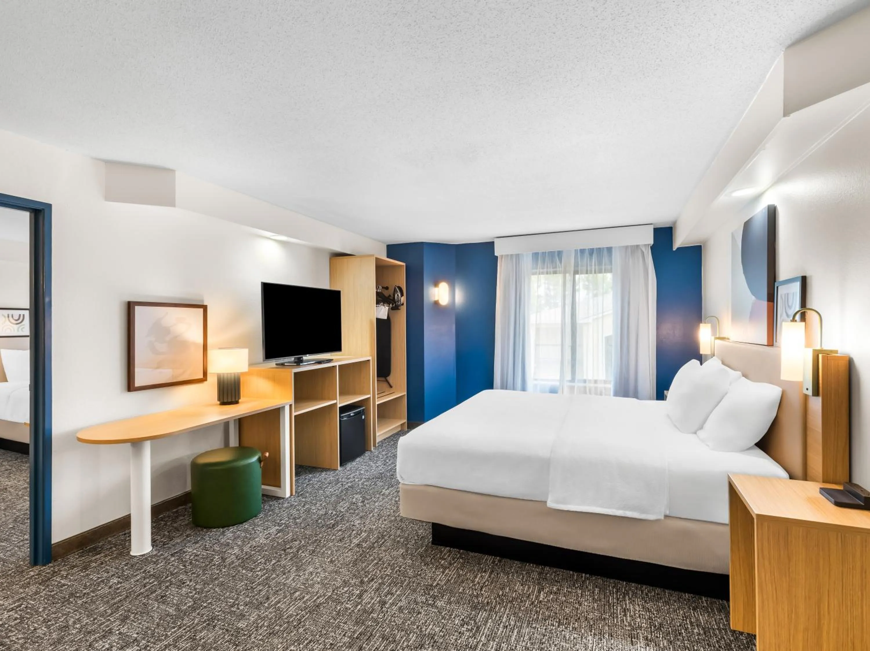 Guests, Bed in Sleep Inn and Conference Center