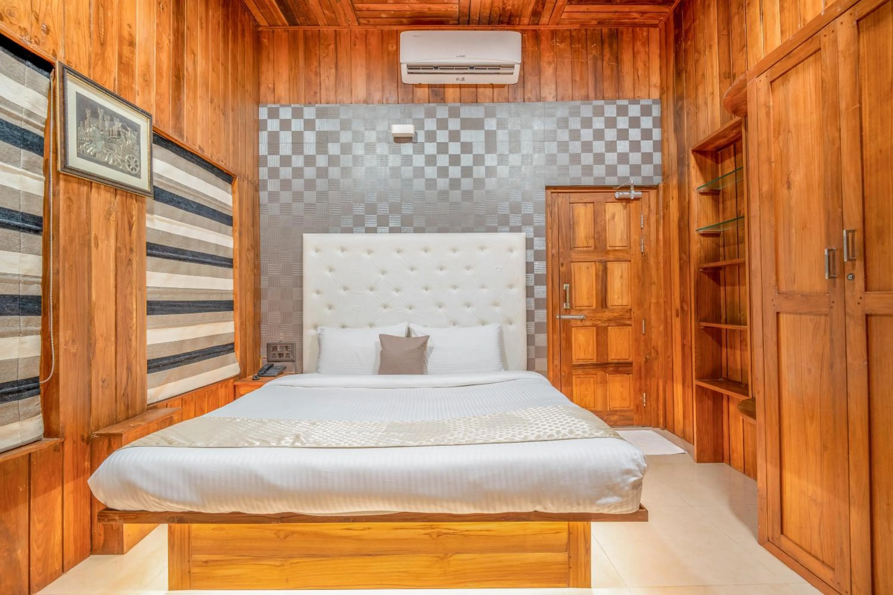 Bed in Rainforest Resort