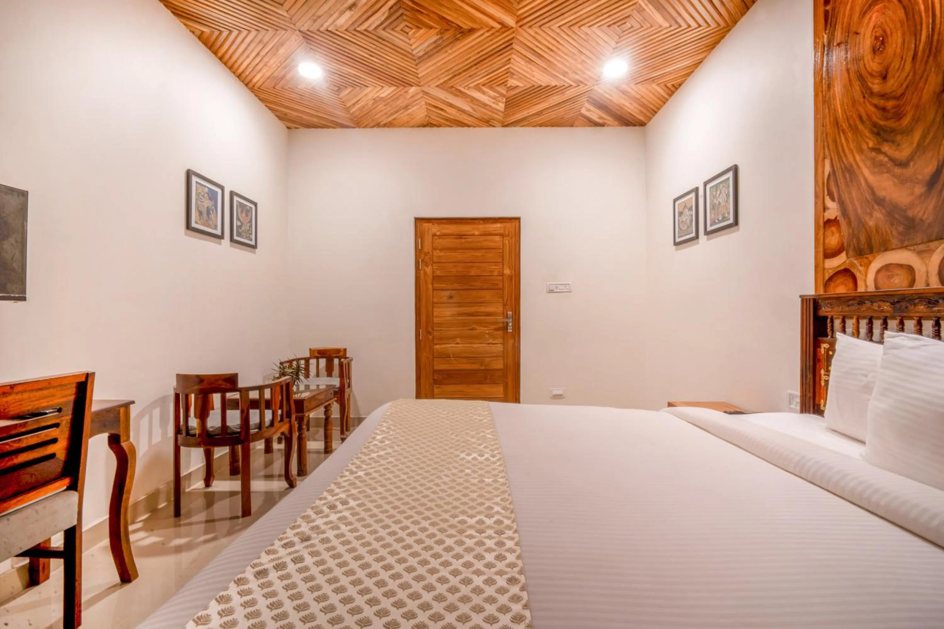 Bed in Rainforest Resort