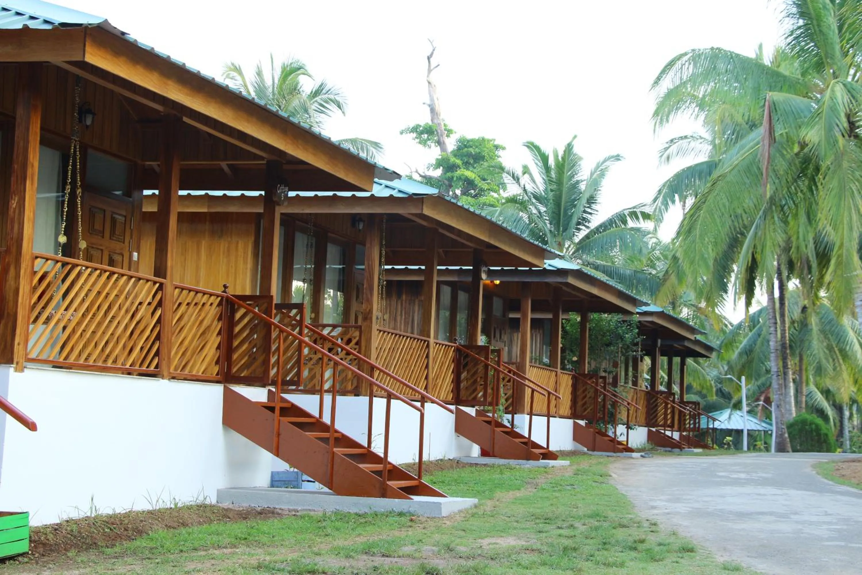 Property building in Rainforest Resort