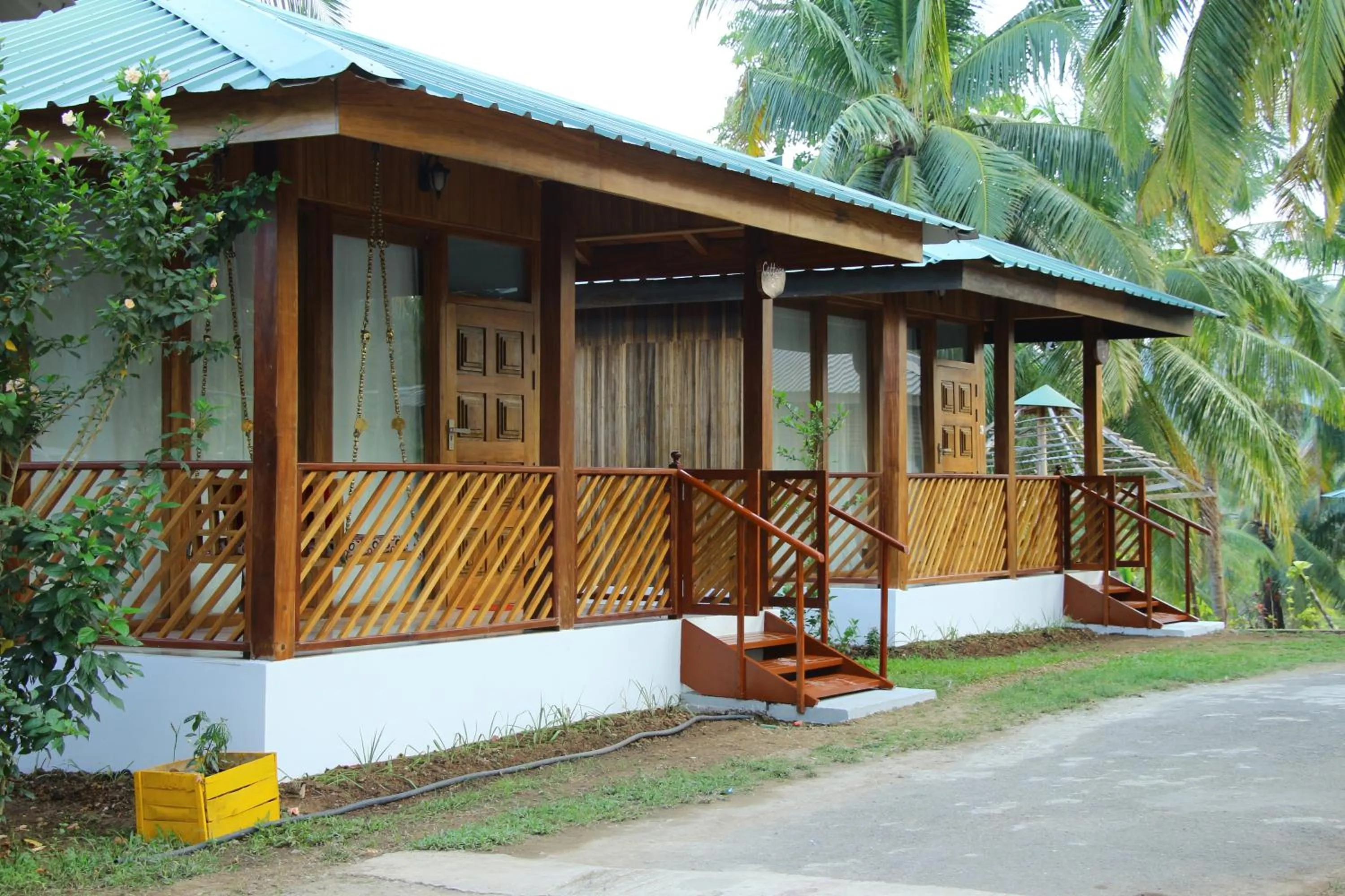 Property building in Rainforest Resort