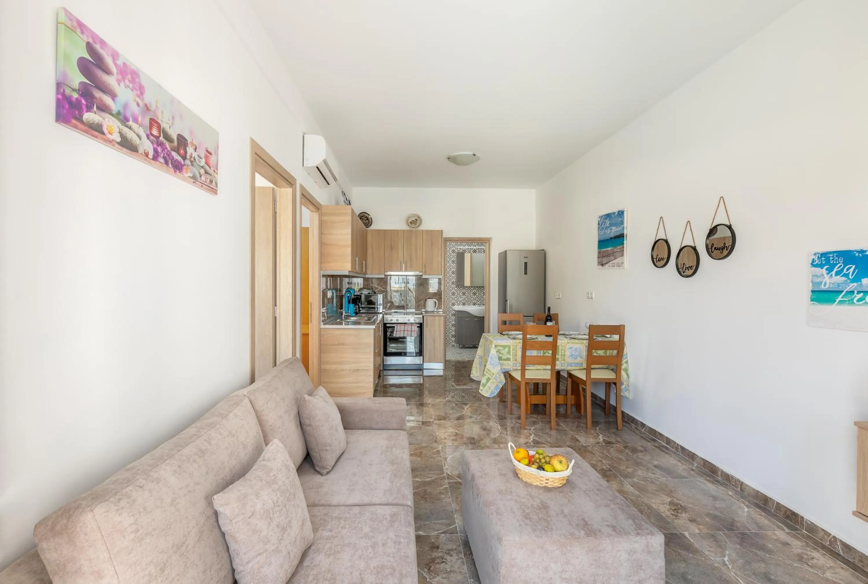 Living room in Paradise Garden