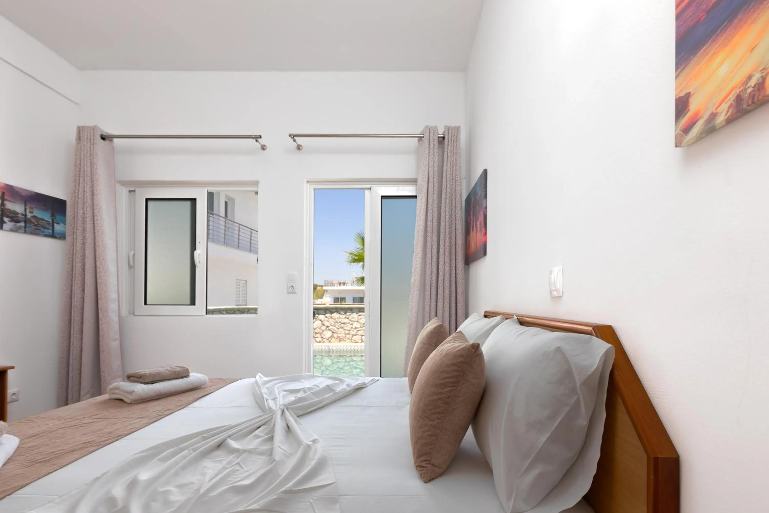 Bed in Paradise Garden