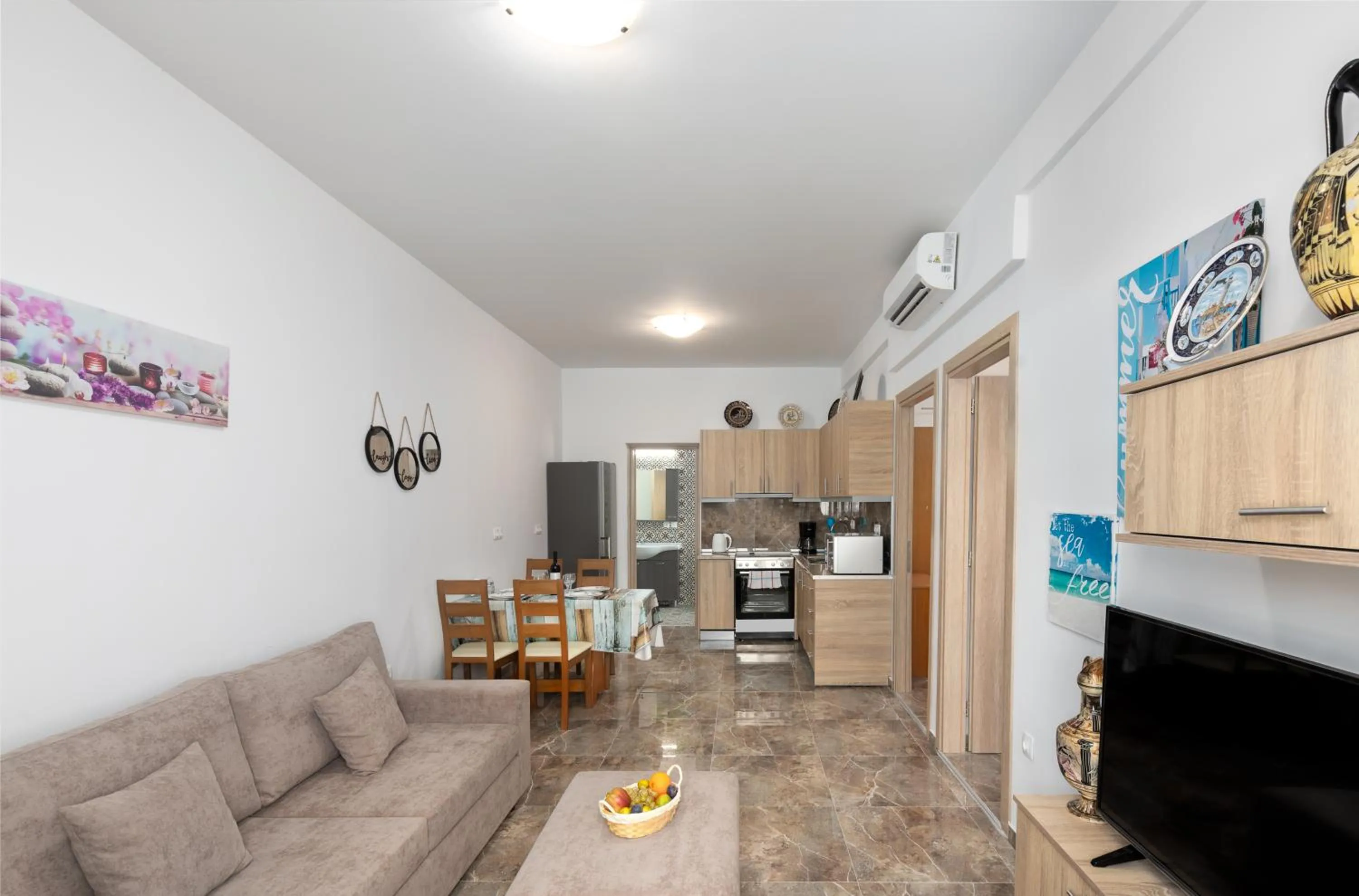 Living room in Paradise Garden