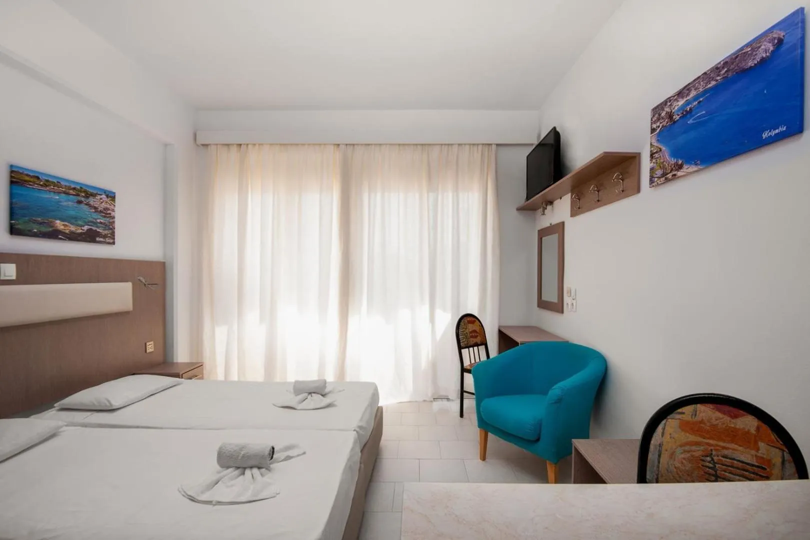 Bed in Paradise Garden