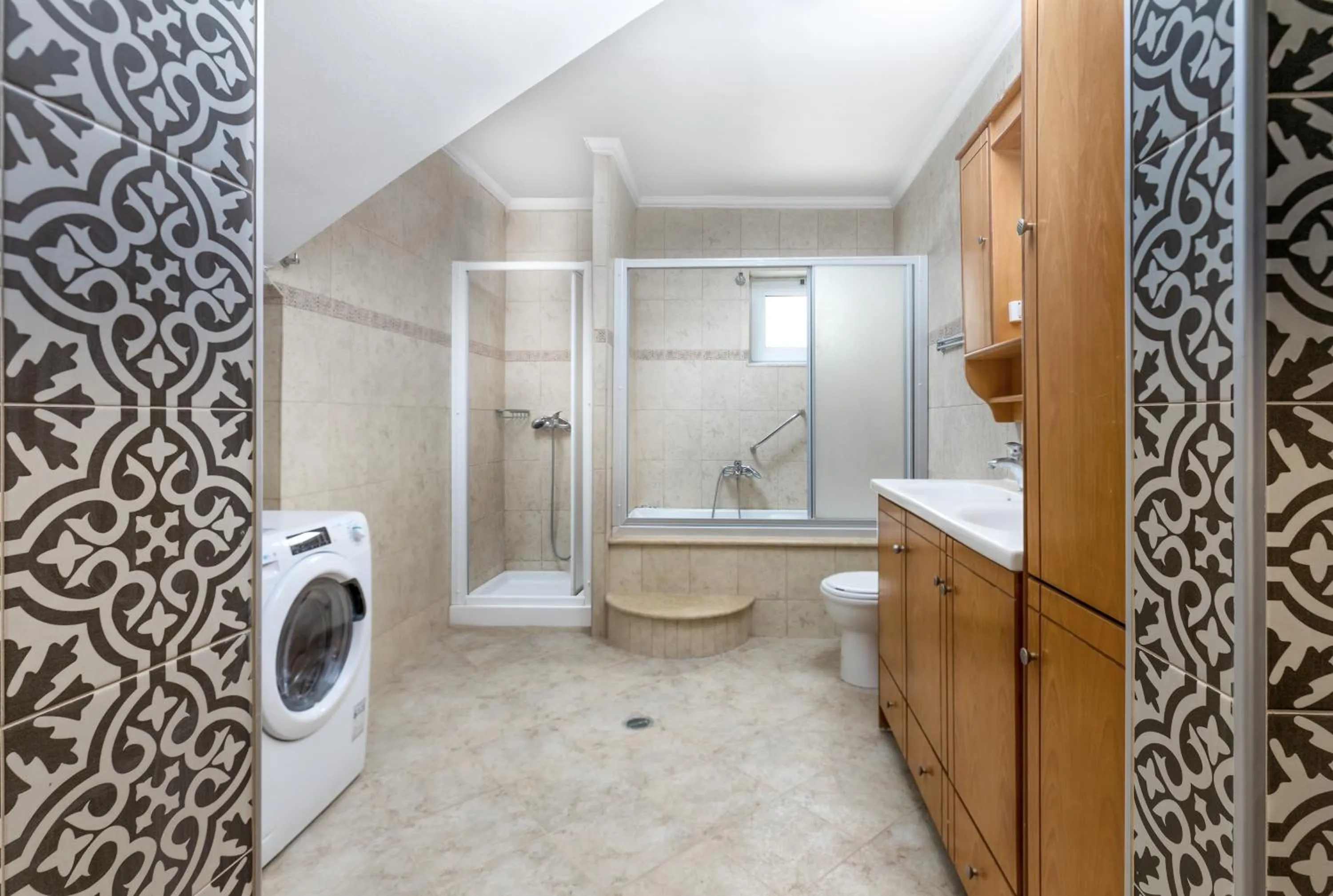 Bathroom in Paradise Garden