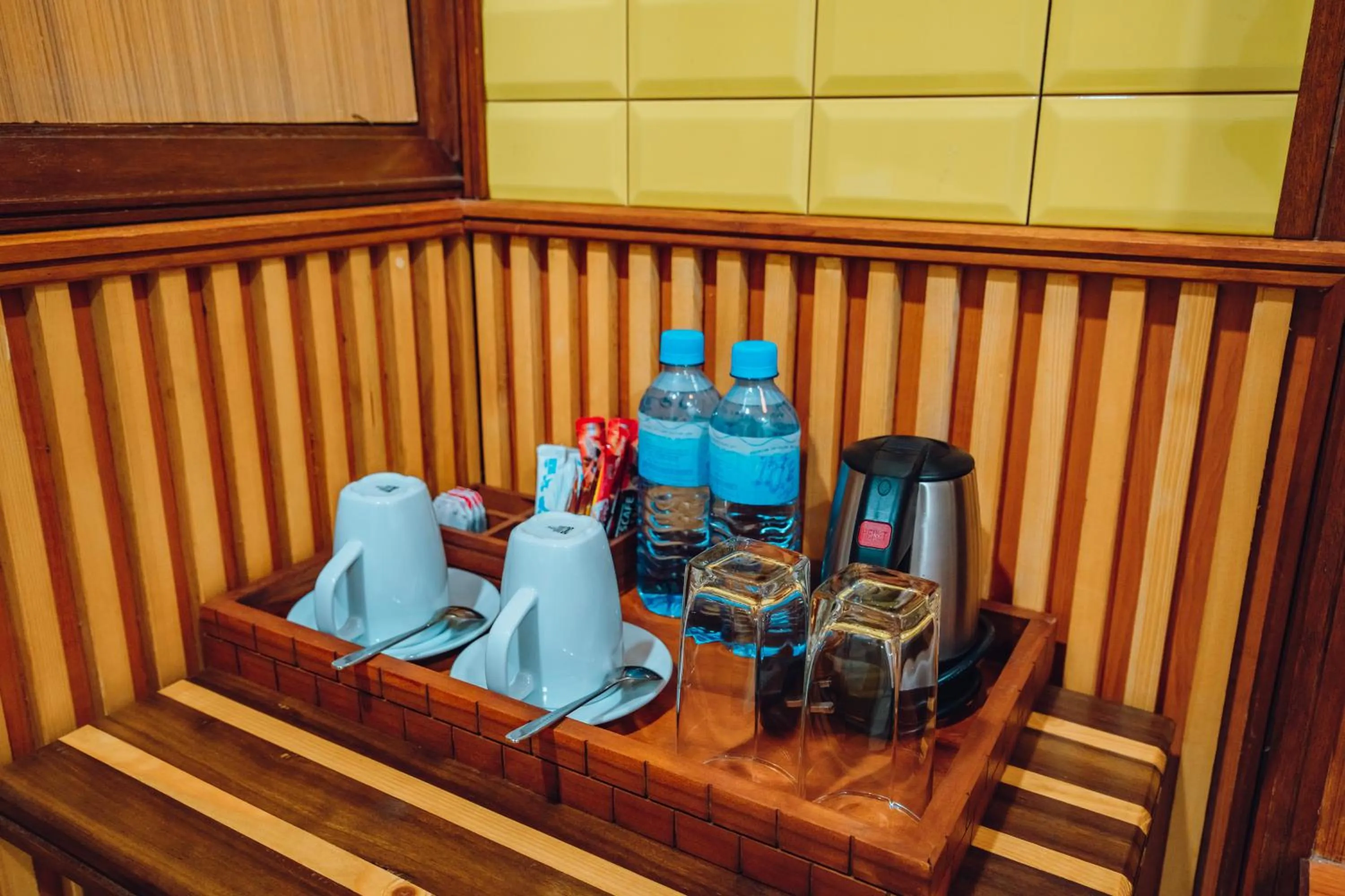 Coffee/tea facilities in Millennium Island Residence