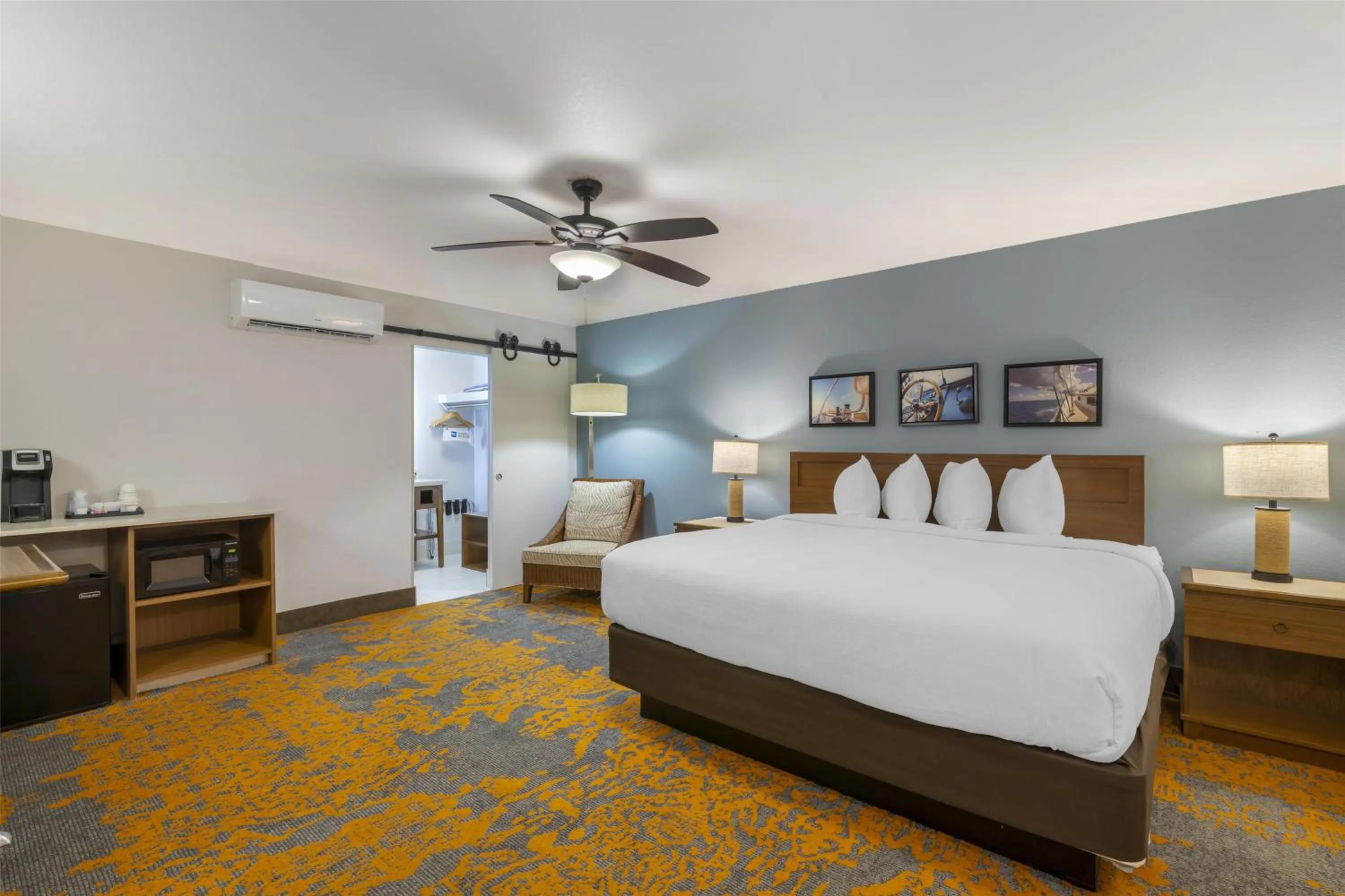 Bedroom, Bed in Best Western Plus Jekyll Island