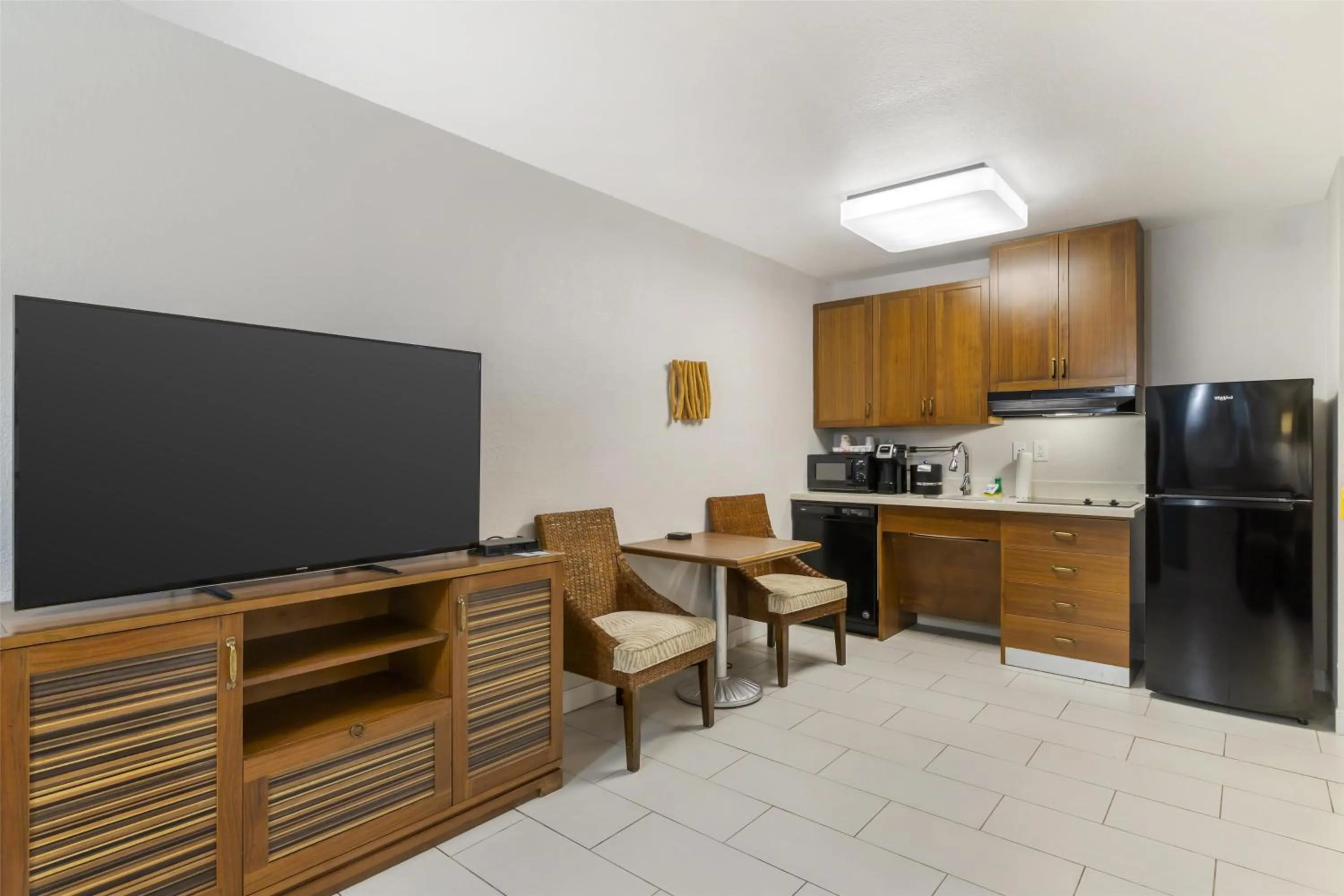 Bedroom in Best Western Plus Jekyll Island