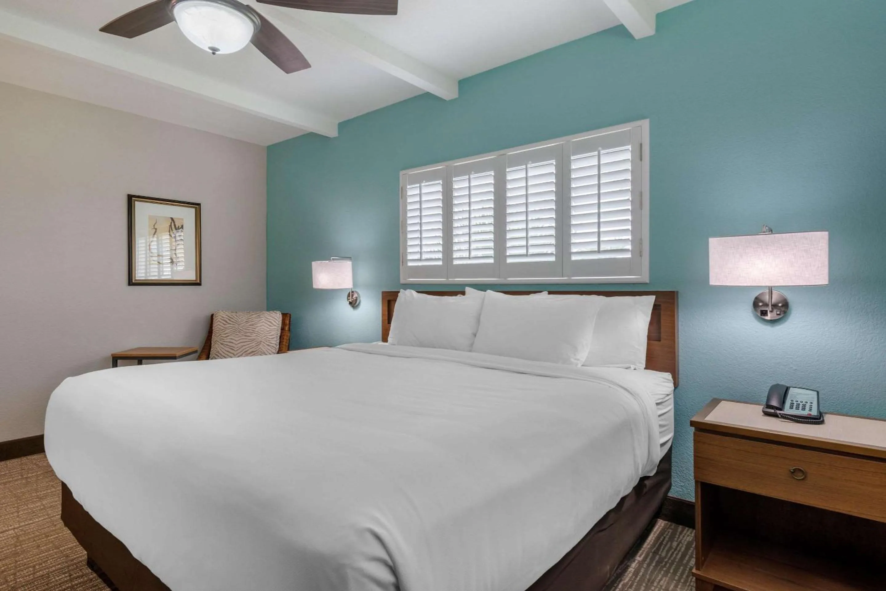 Photo of the whole room, Bed in Seafarer Inn & Suites, Ascend Hotel Collection