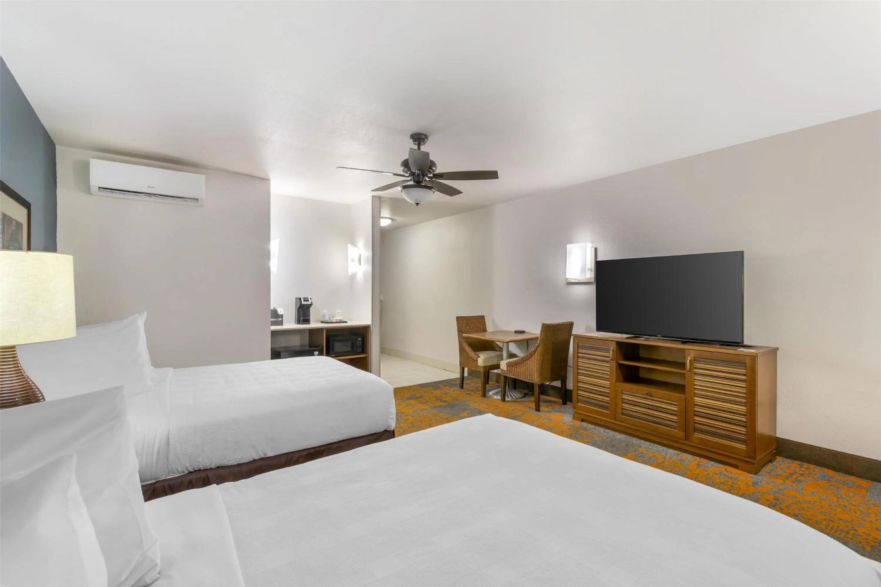 Bedroom, Bed in Best Western Plus Jekyll Island