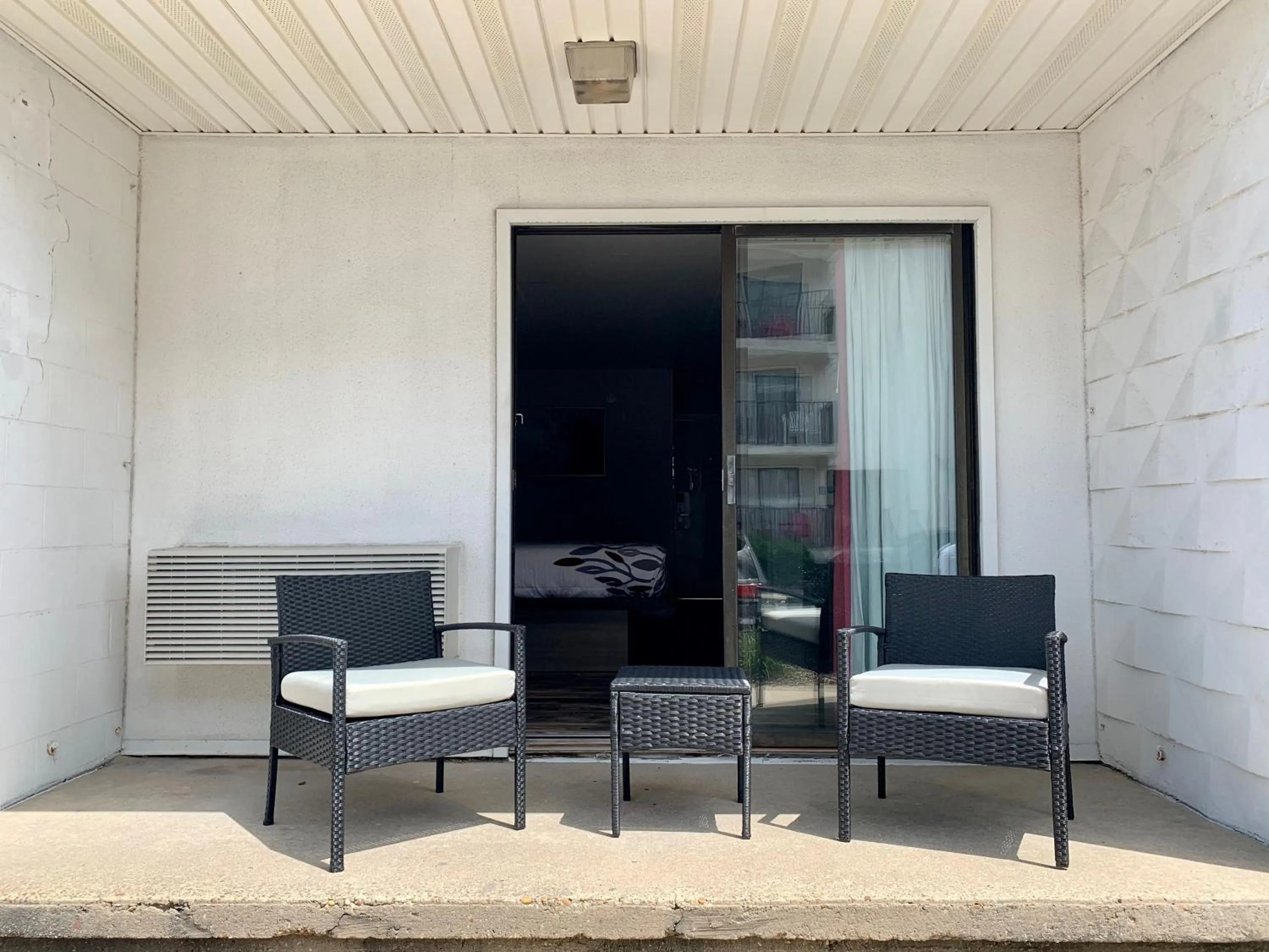 Patio in Simple Life Motel