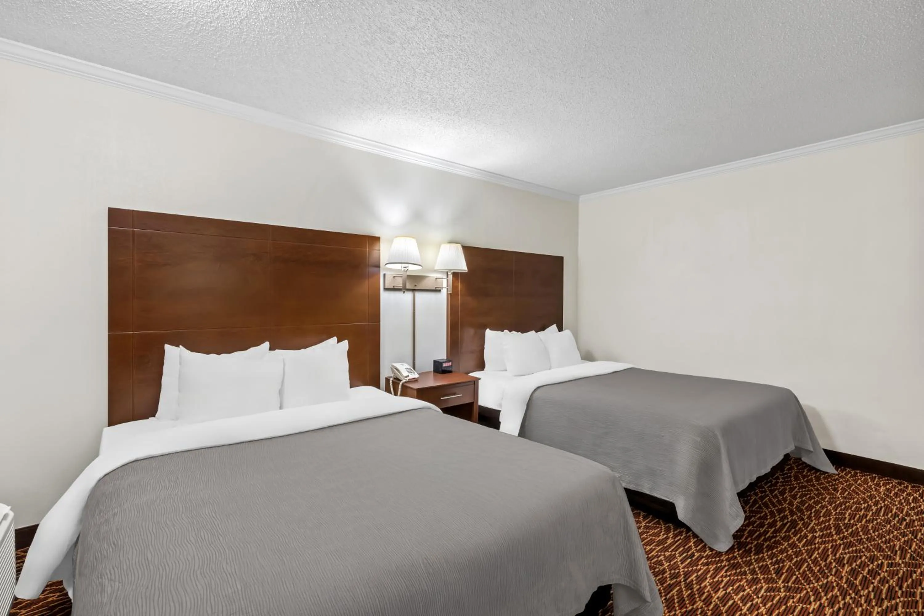 Photo of the whole room, Bed in Quality Inn Marietta near Dobbins ARB