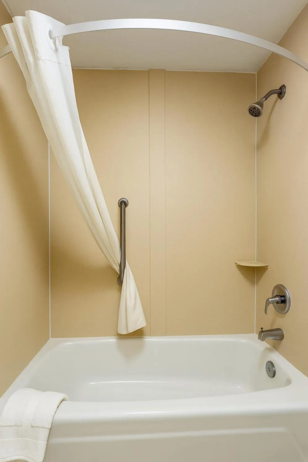 Bathroom in Quality Inn & Suites McDonough South I-75