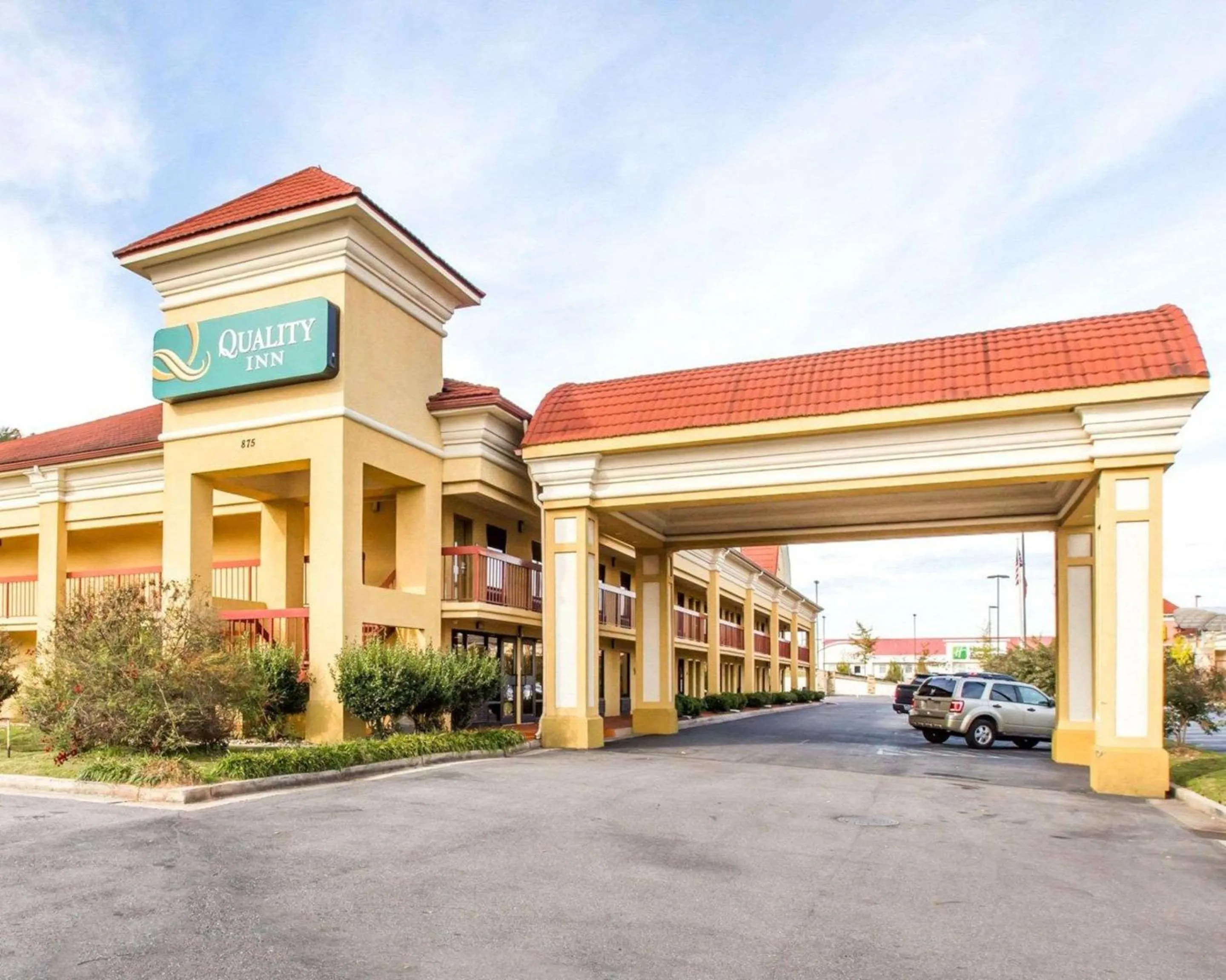 Property building in Quality Inn Dalton Central