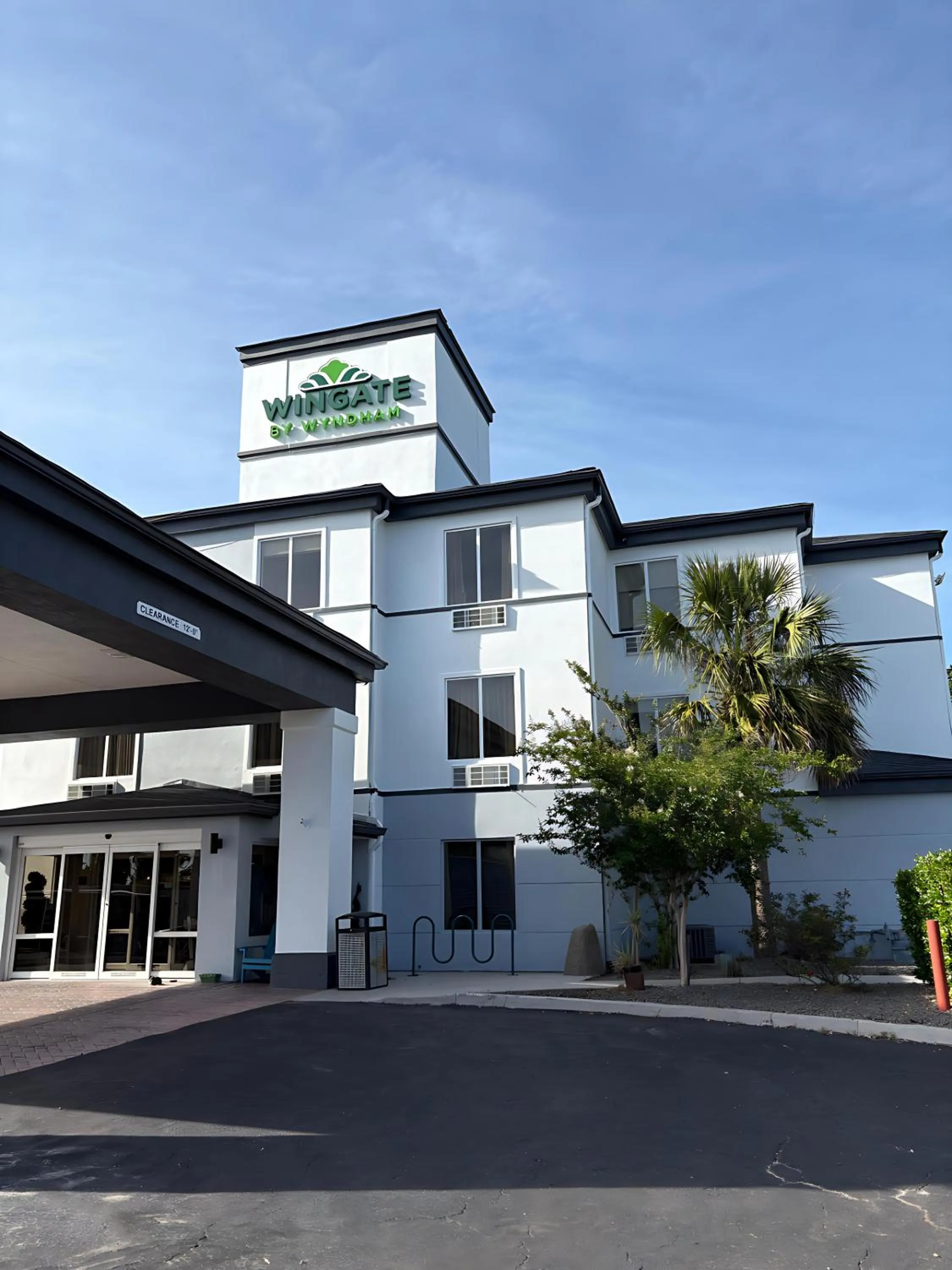 Property building in Wingate by Wyndham Kings Bay Naval Base I-95